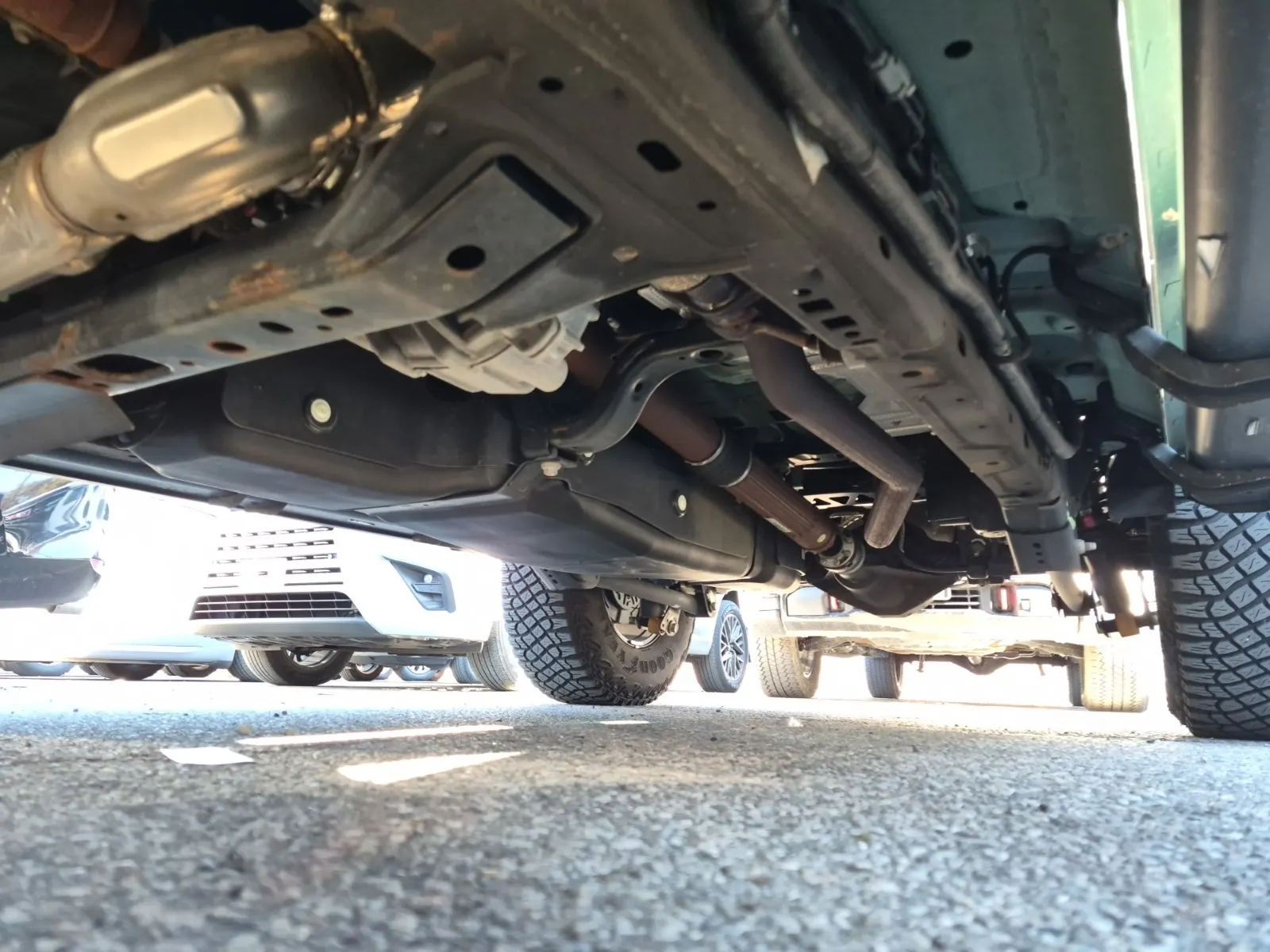 Undercarriage - Driver Photo