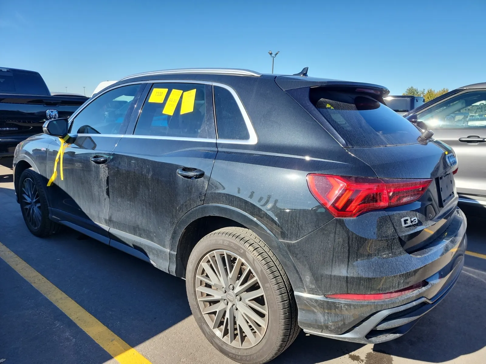 Driver Rear 3/4 Photo