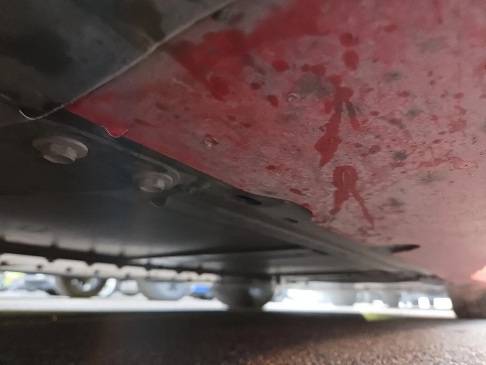 Undercarriage - Driver Photo