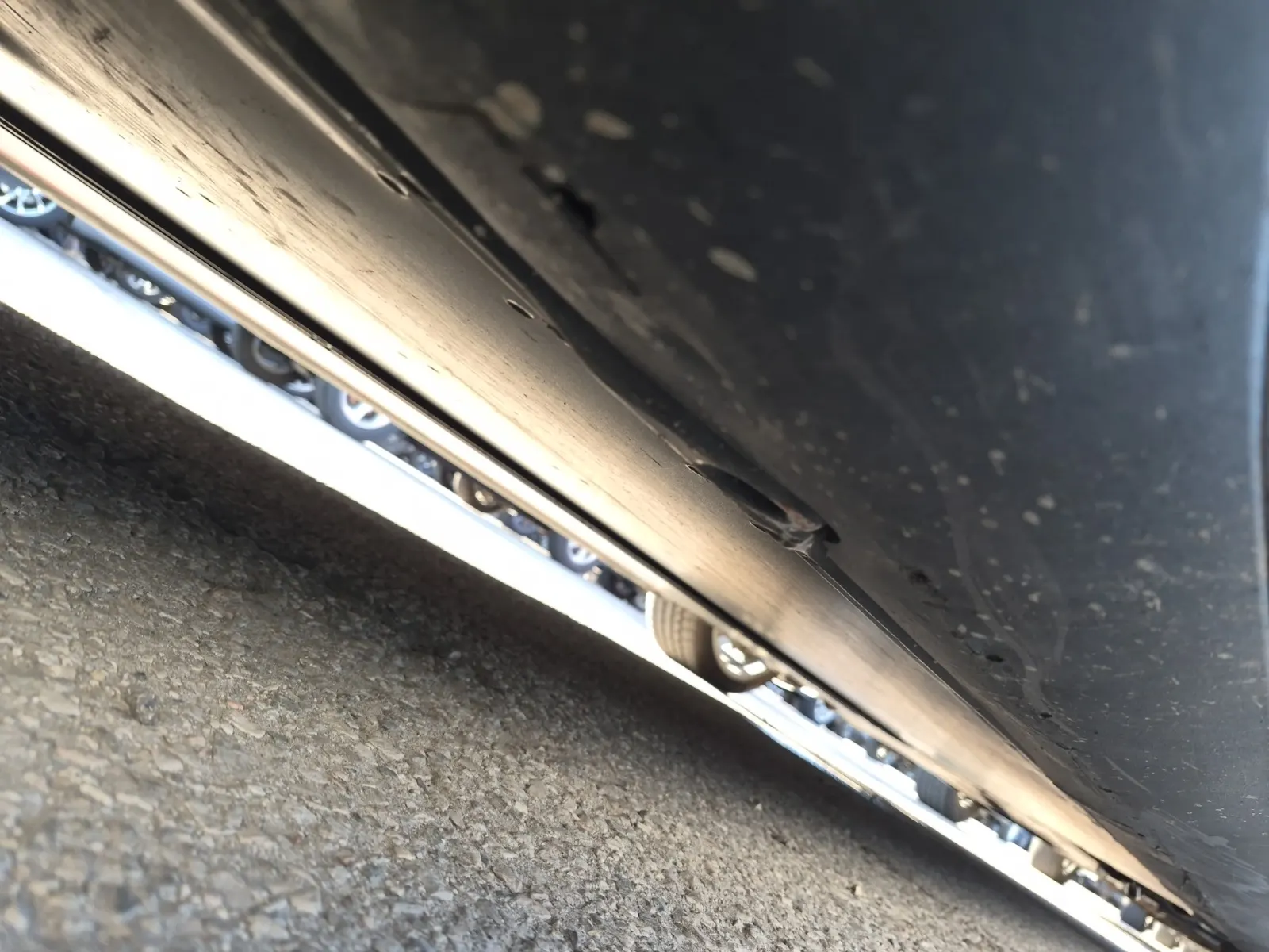 Undercarriage - Passenger Photo