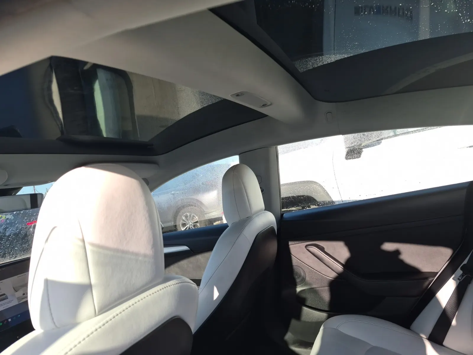 Interior Roof Photo