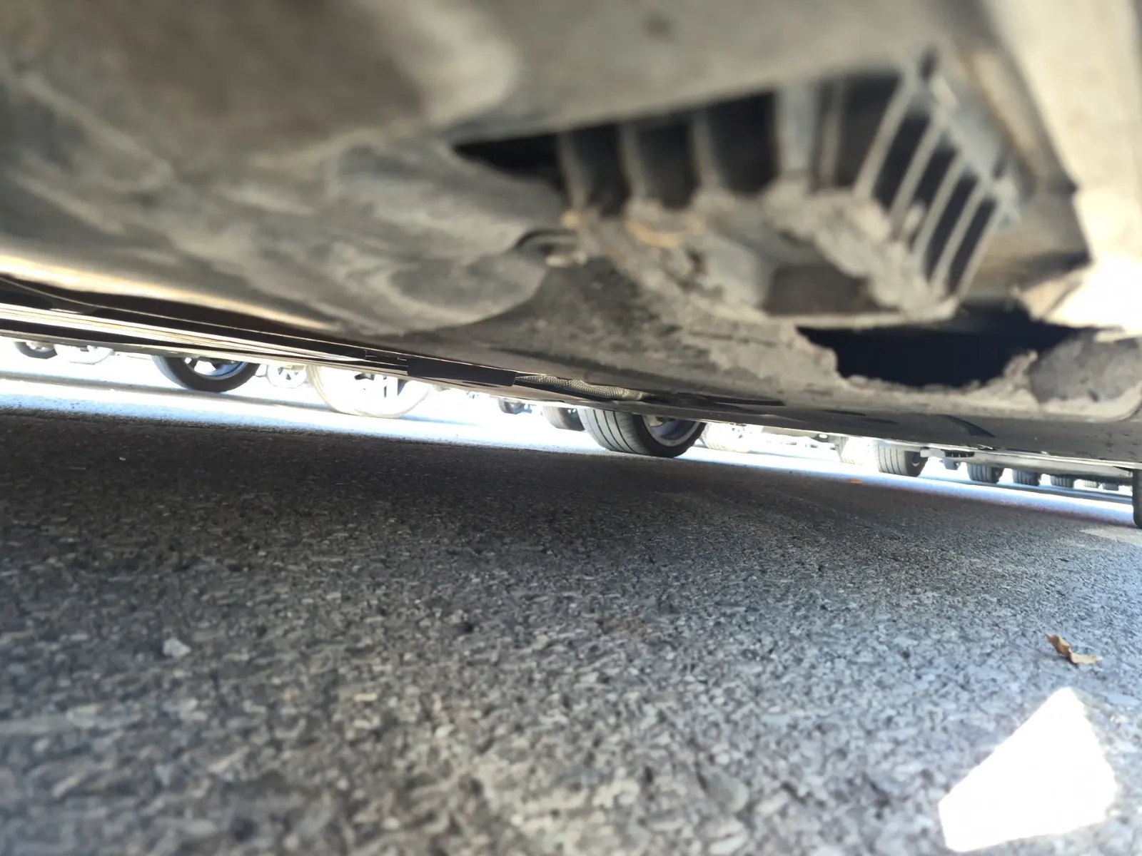 Undercarriage - Driver Photo