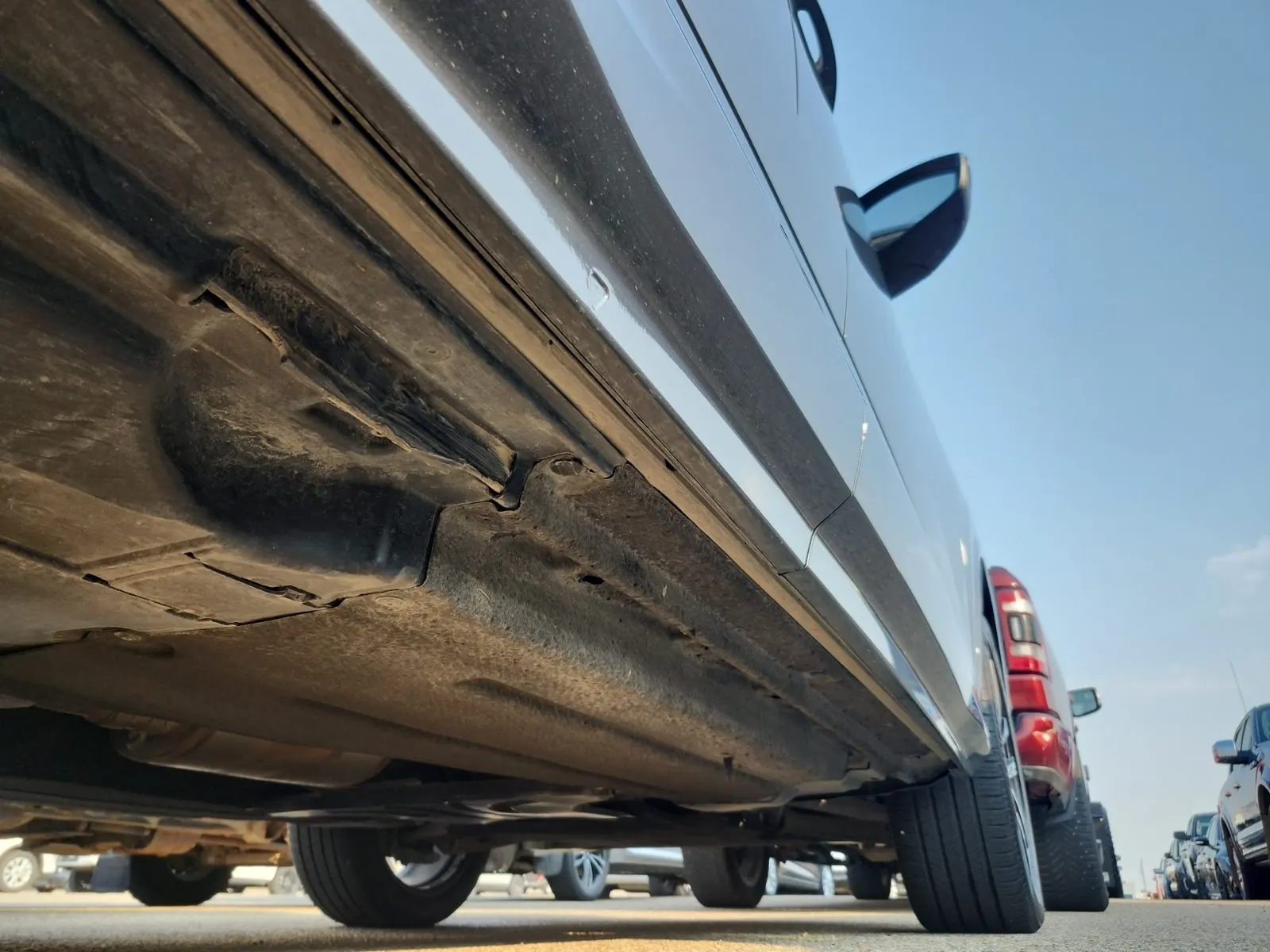 Undercarriage - Passenger Photo