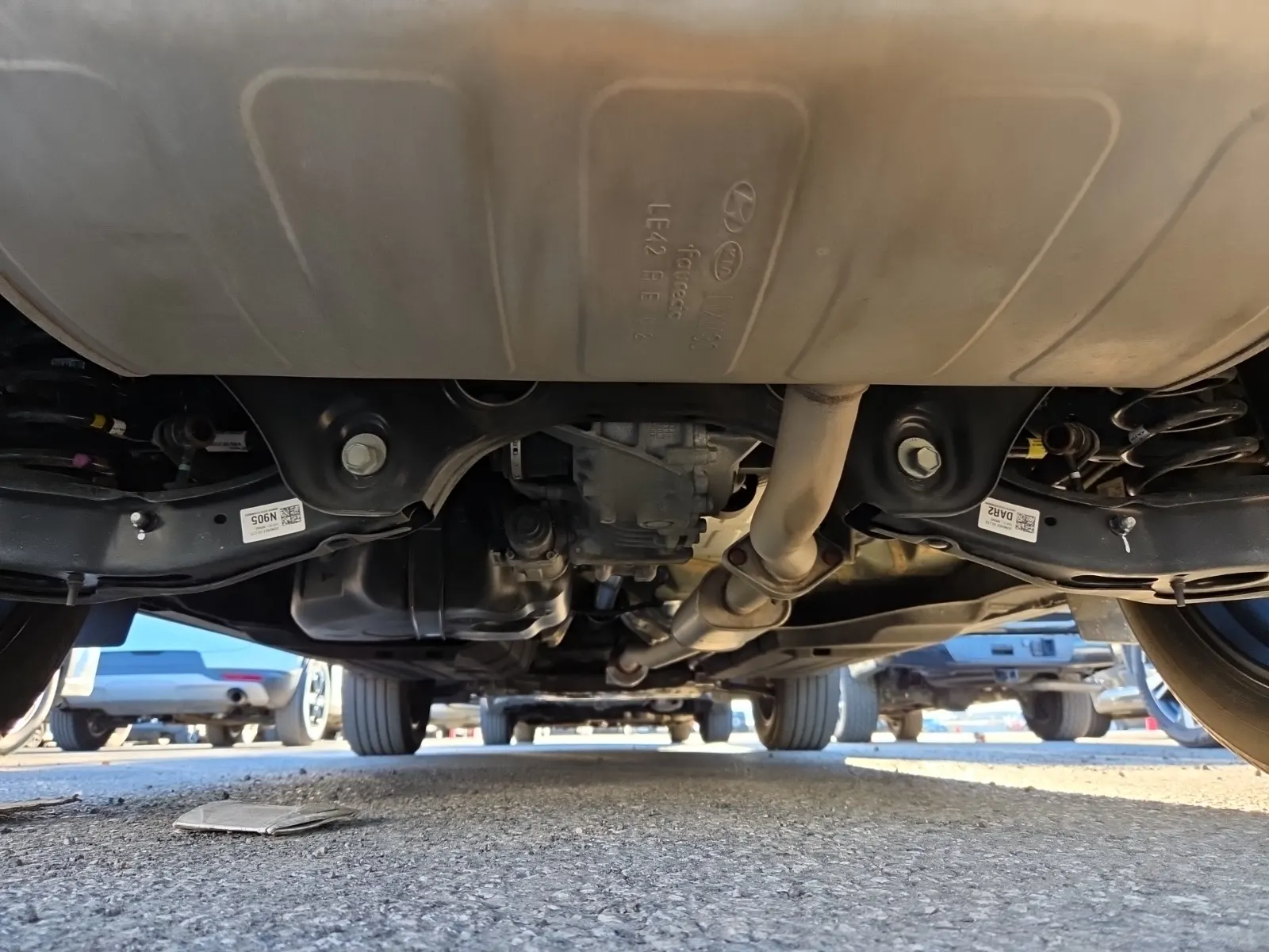 Undercarriage - Rear Photo