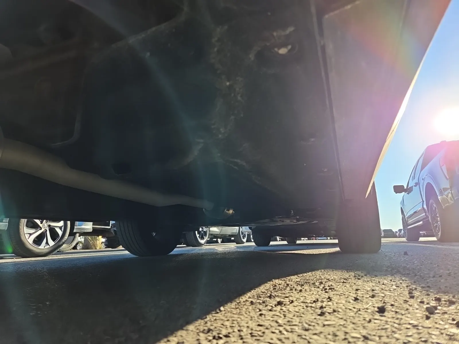 Undercarriage - Passenger Photo