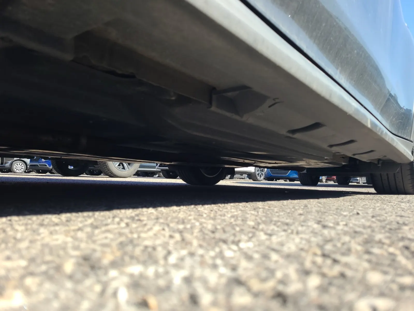 Undercarriage - Driver Photo