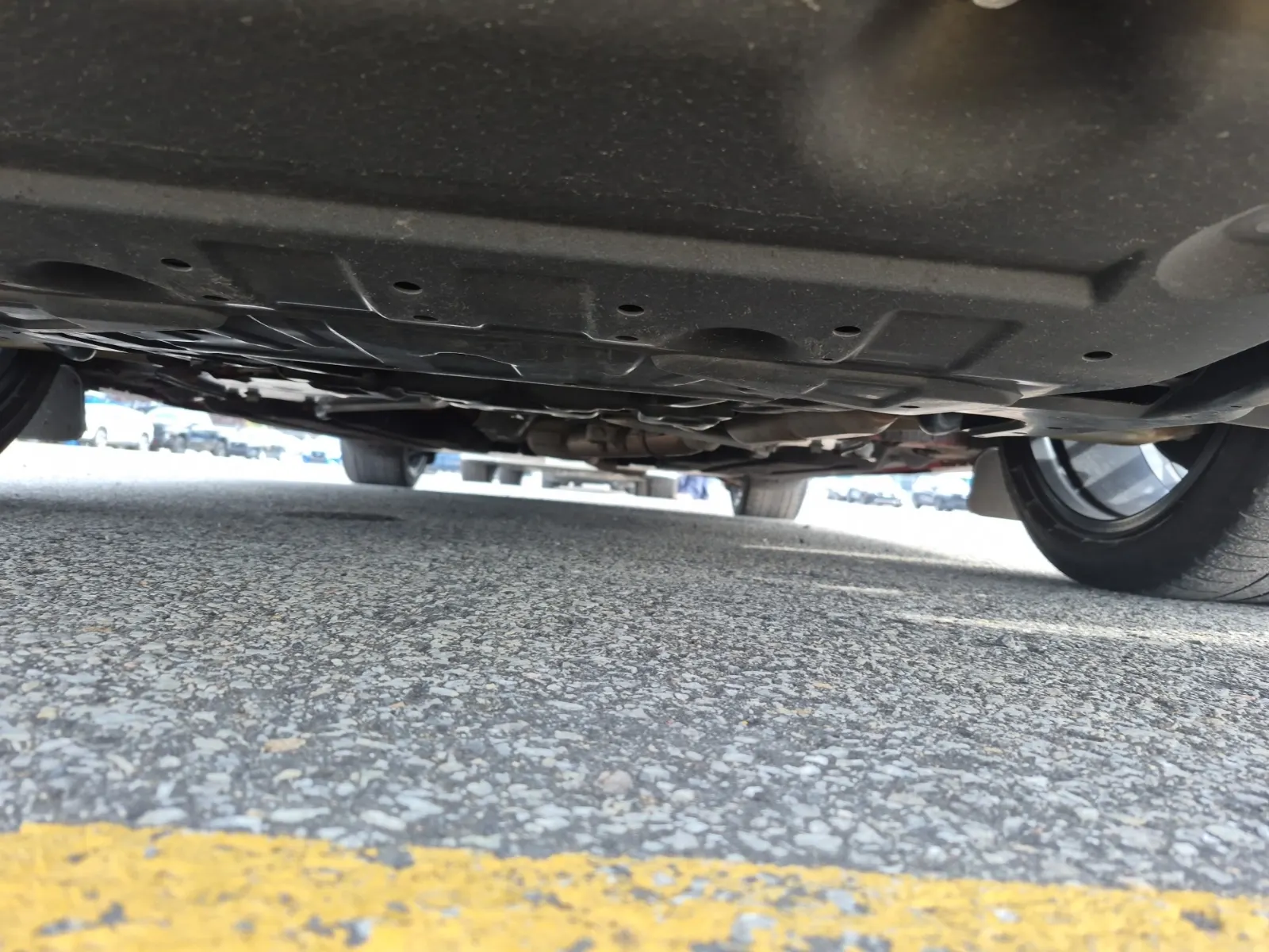 Undercarriage - Front Photo