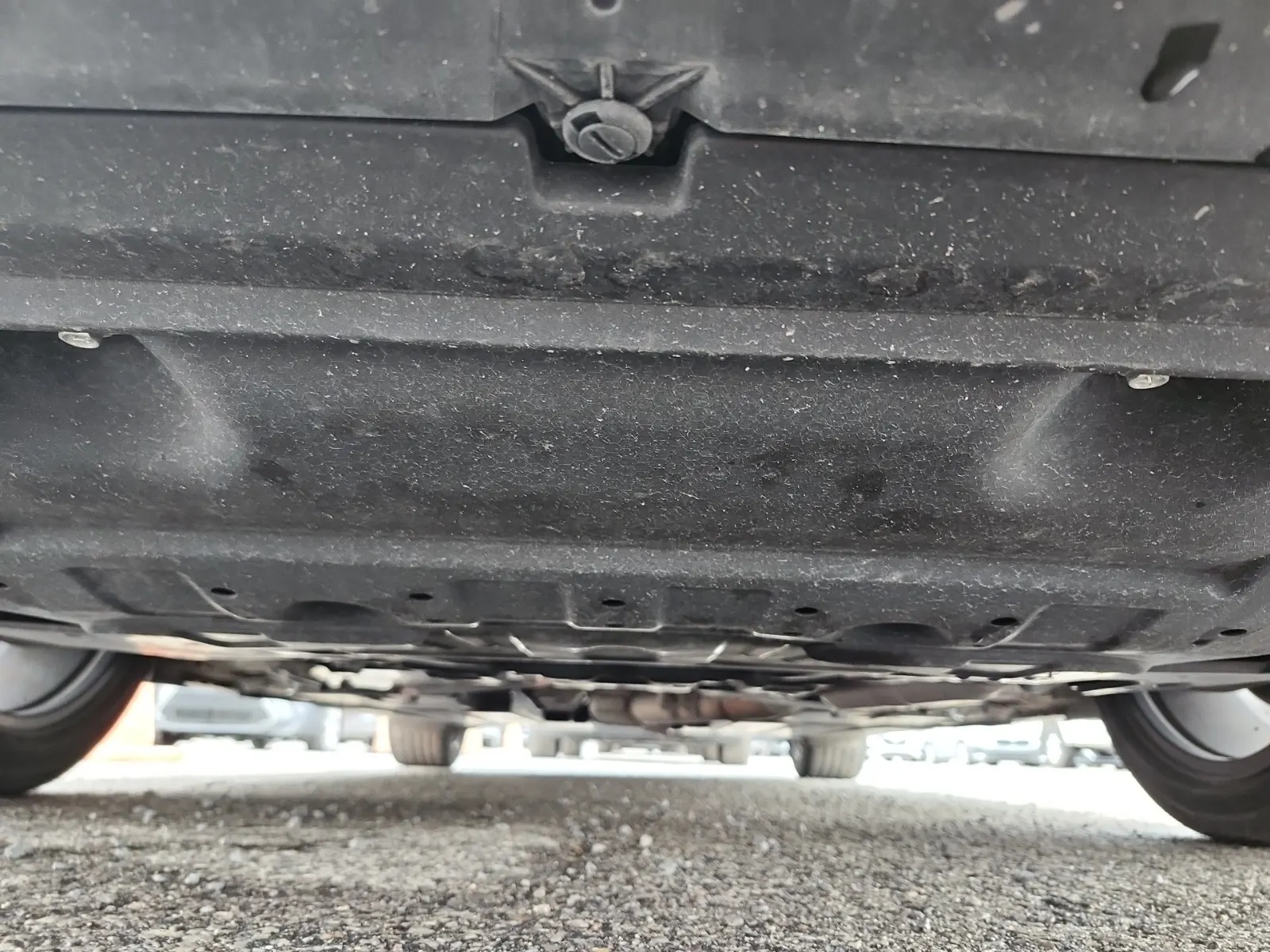 Undercarriage - Front Photo
