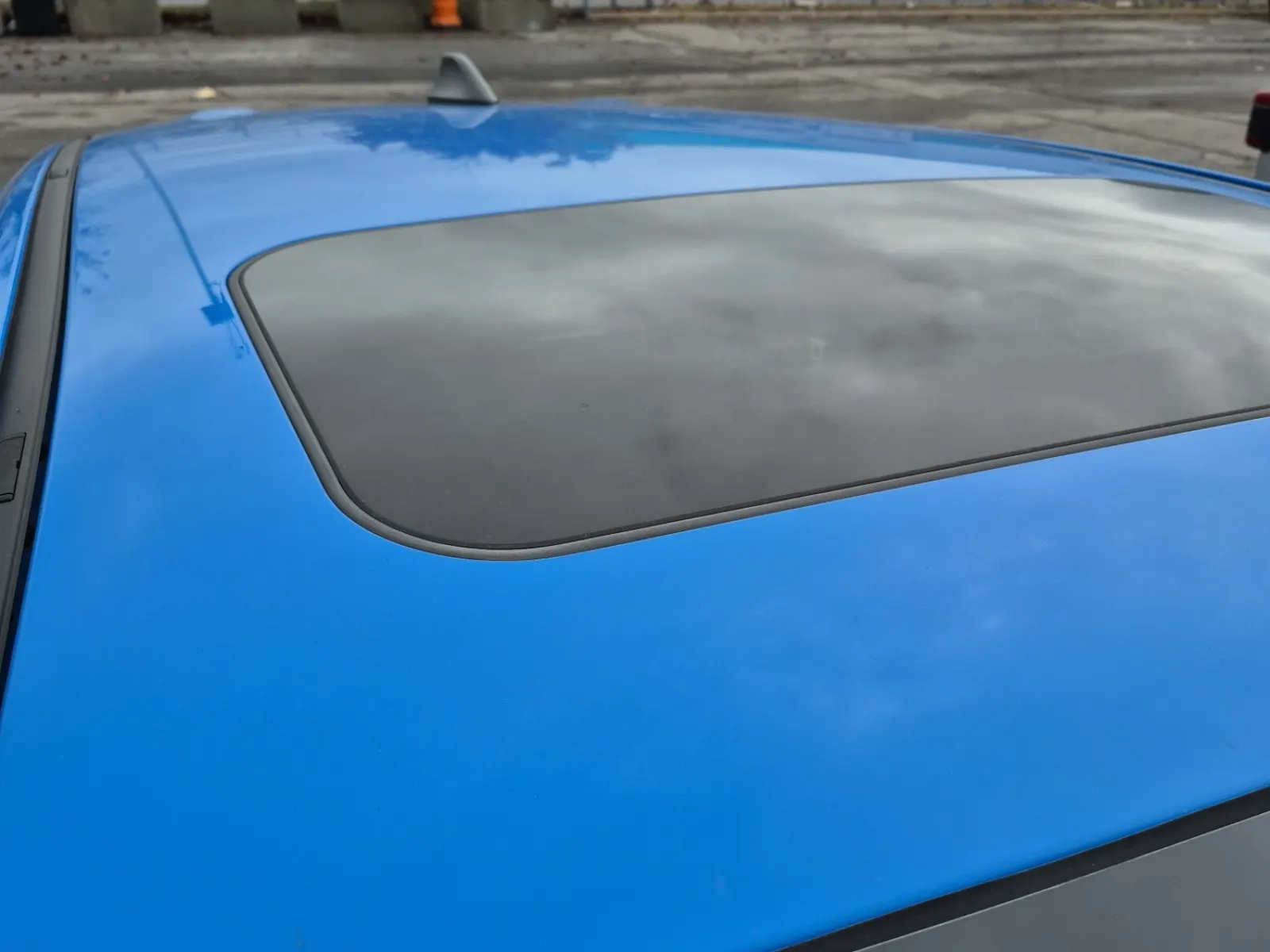 Exterior Roof Photo