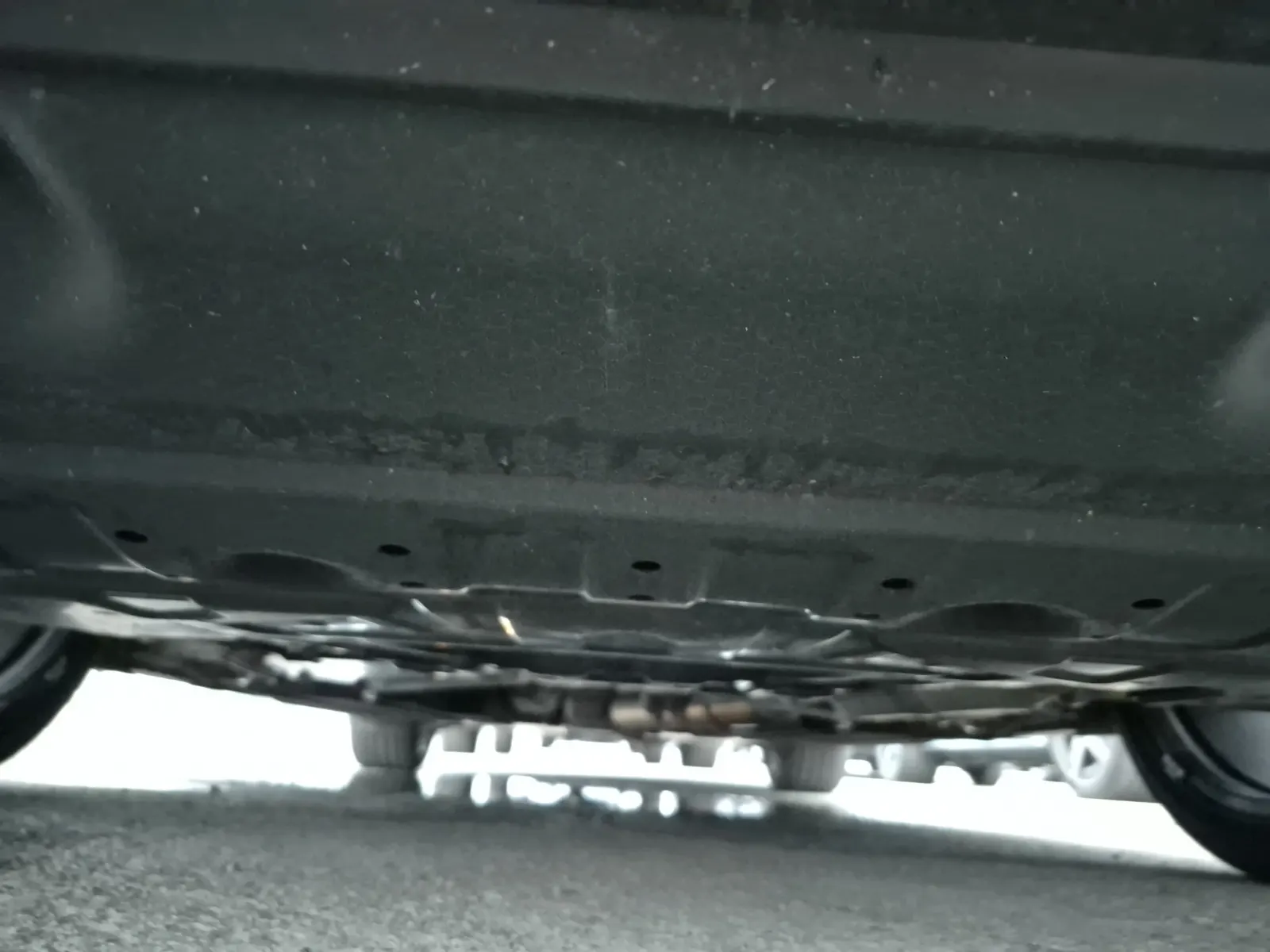 Undercarriage - Front Photo