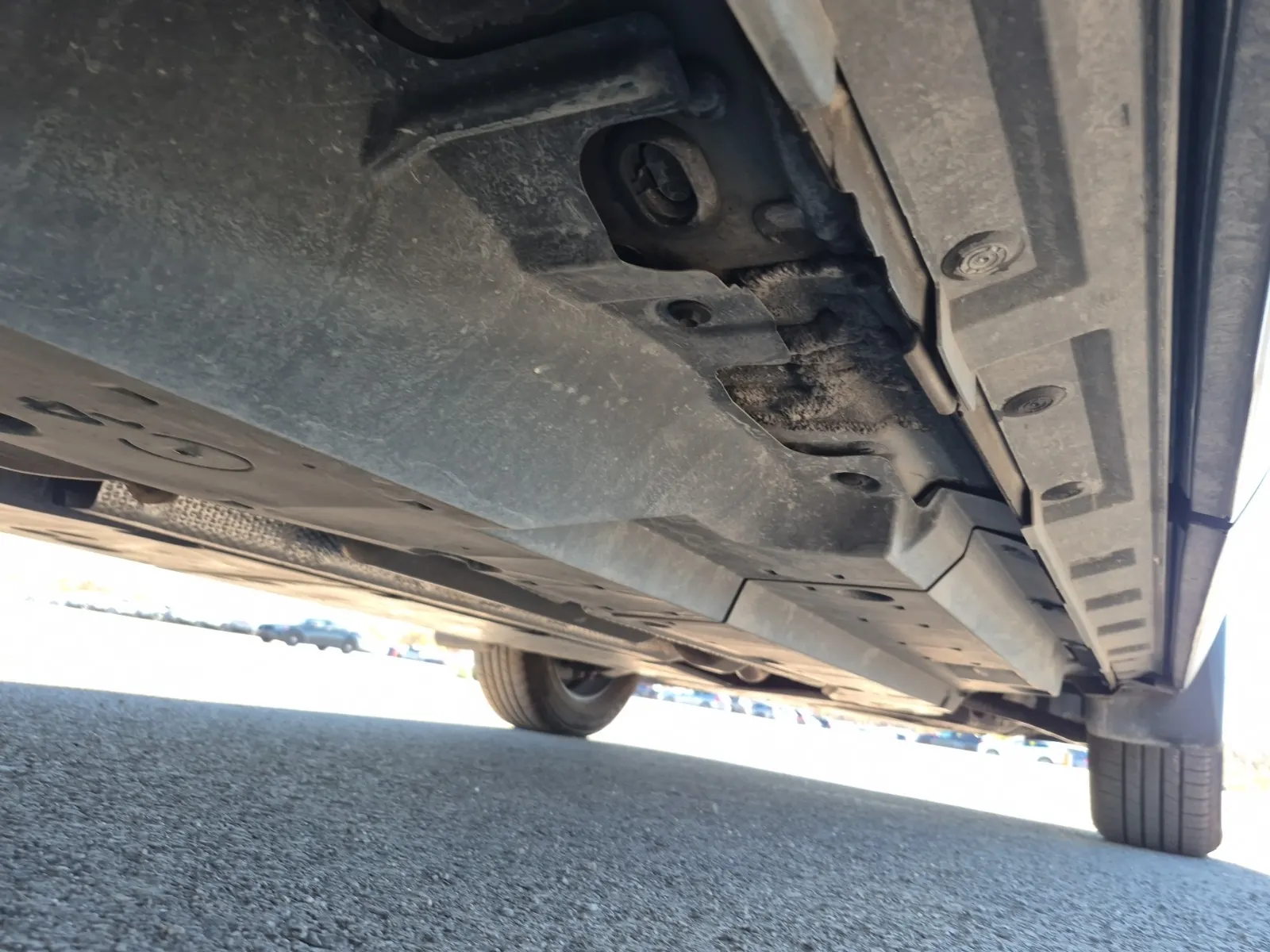 Undercarriage - Passenger Photo