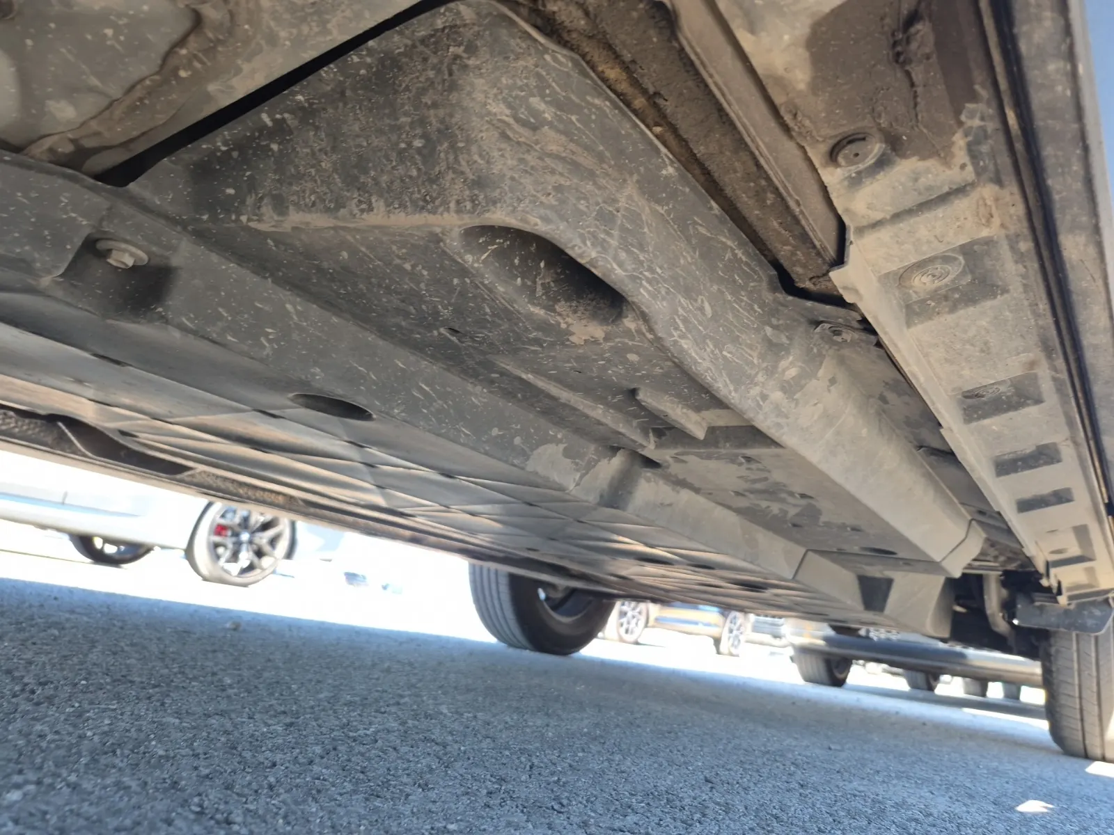 Undercarriage - Driver Photo