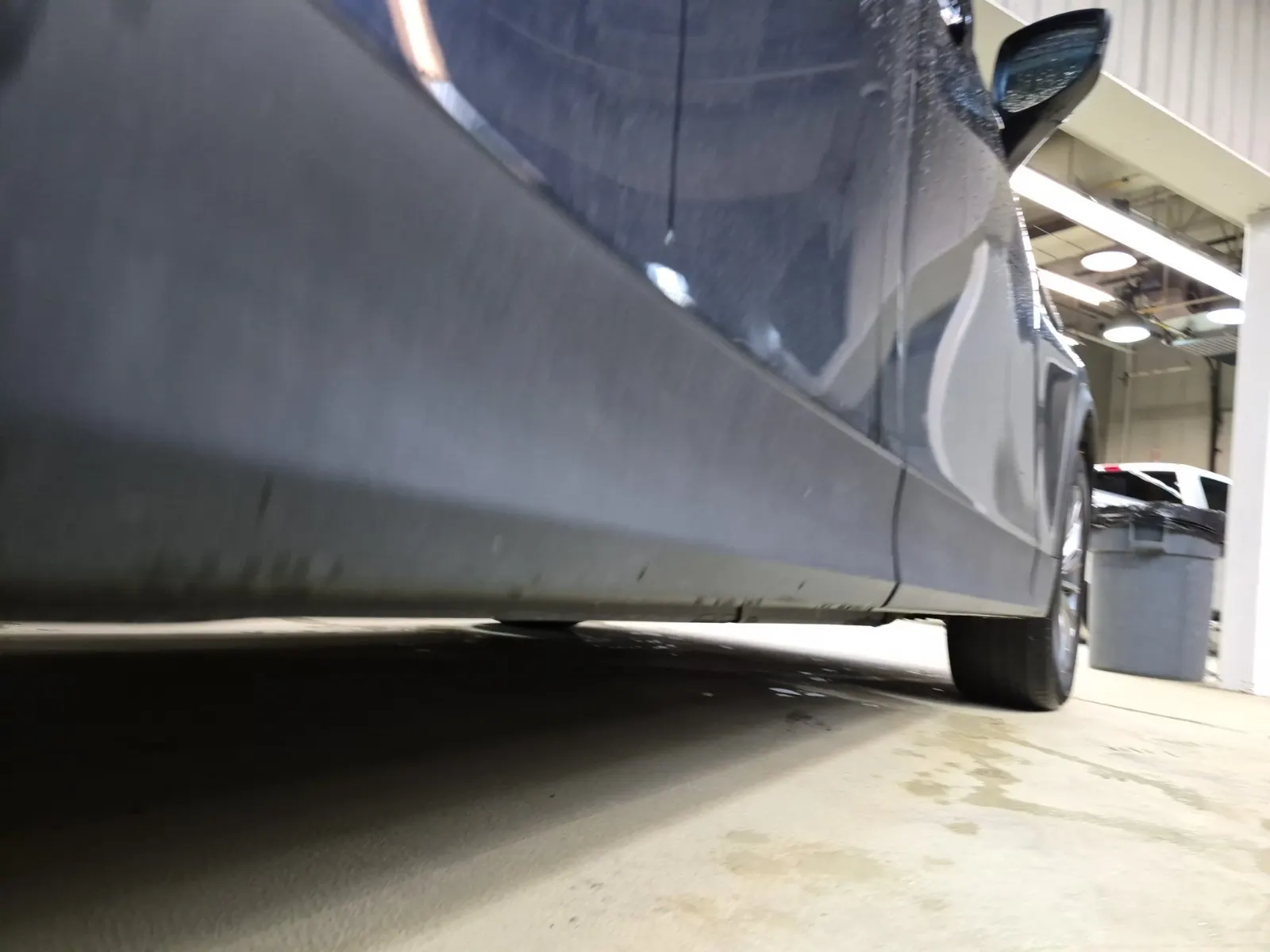Undercarriage - Passenger Photo