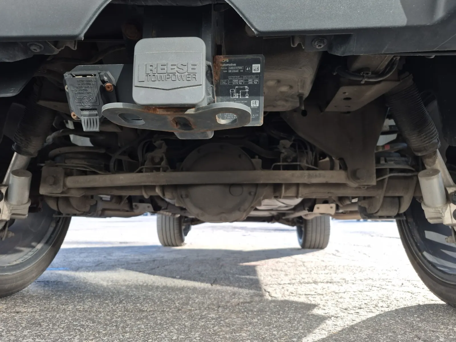 Undercarriage - Rear Photo