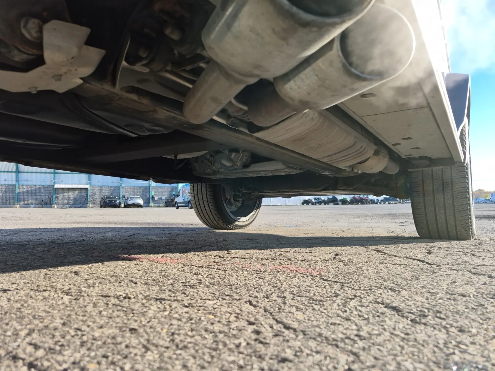 Undercarriage - Passenger Photo