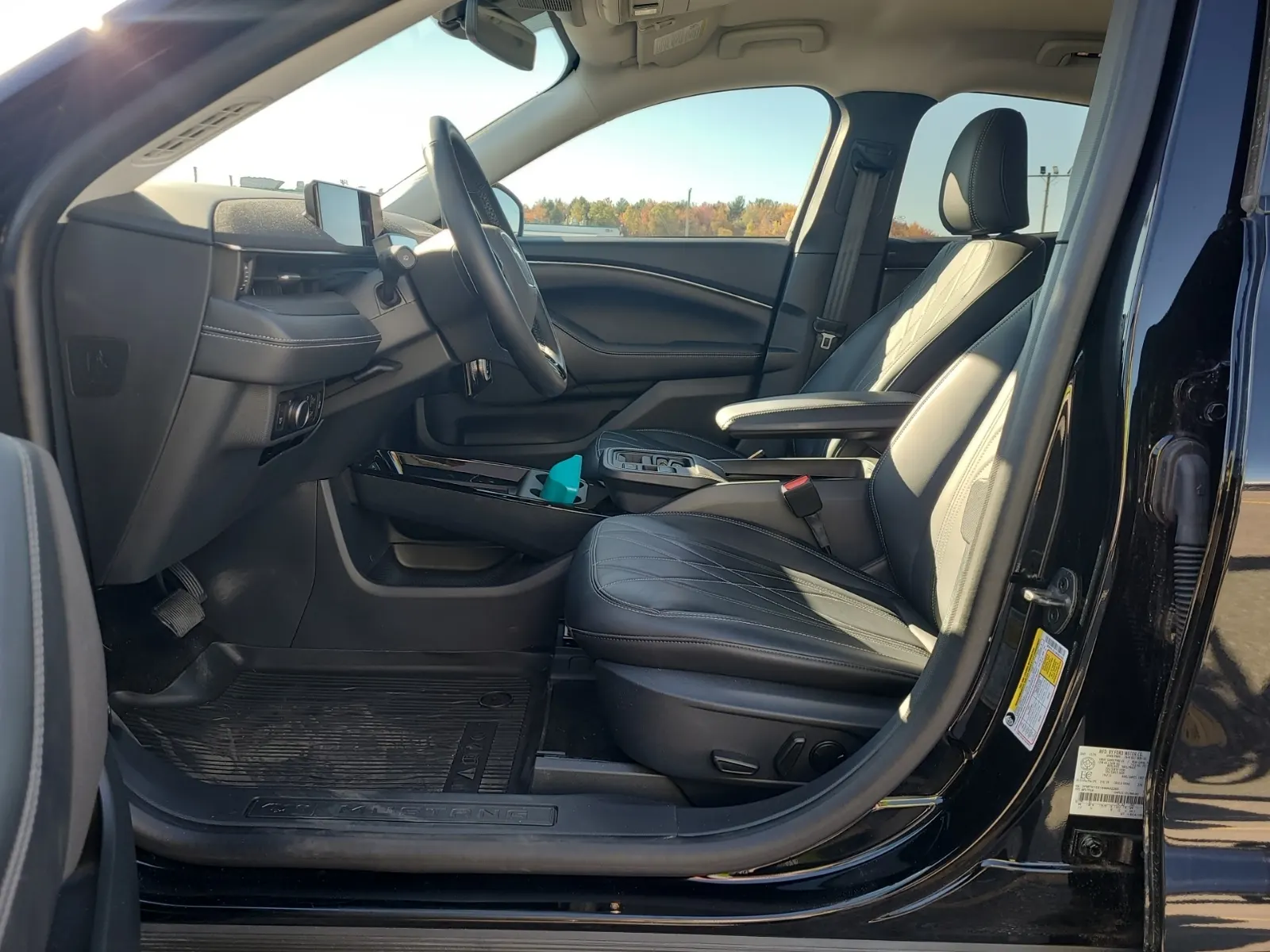 Front Interior Photo