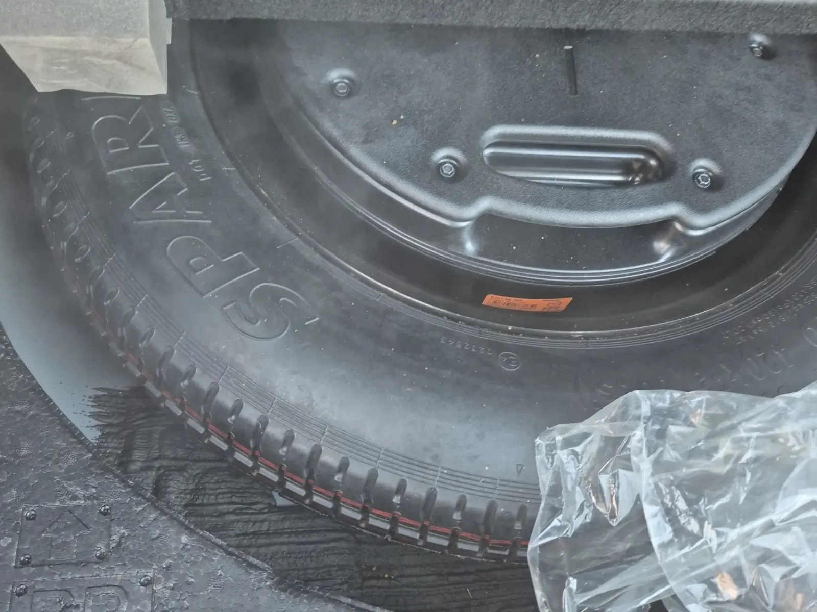 Spare Tire & Wheel Photo