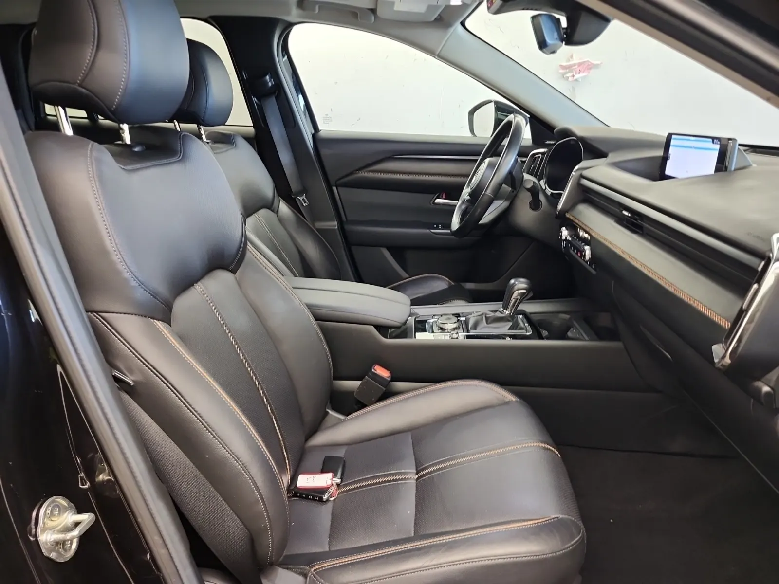 Right Side Interior Photo