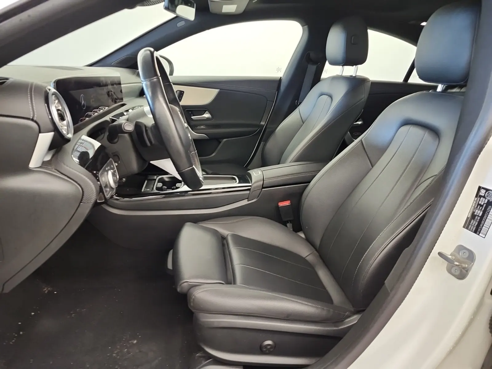 Front Interior Photo