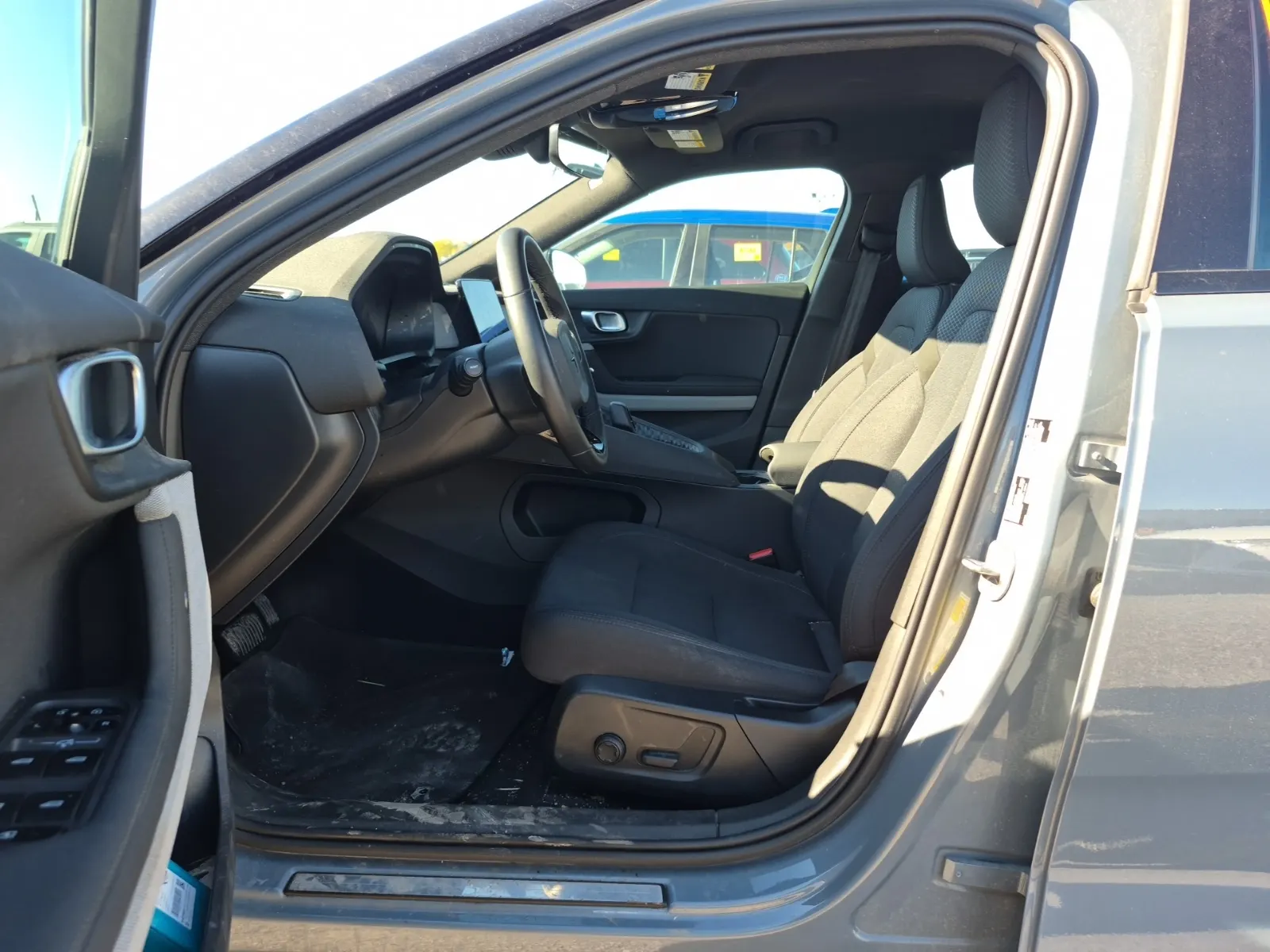 Front Interior Photo