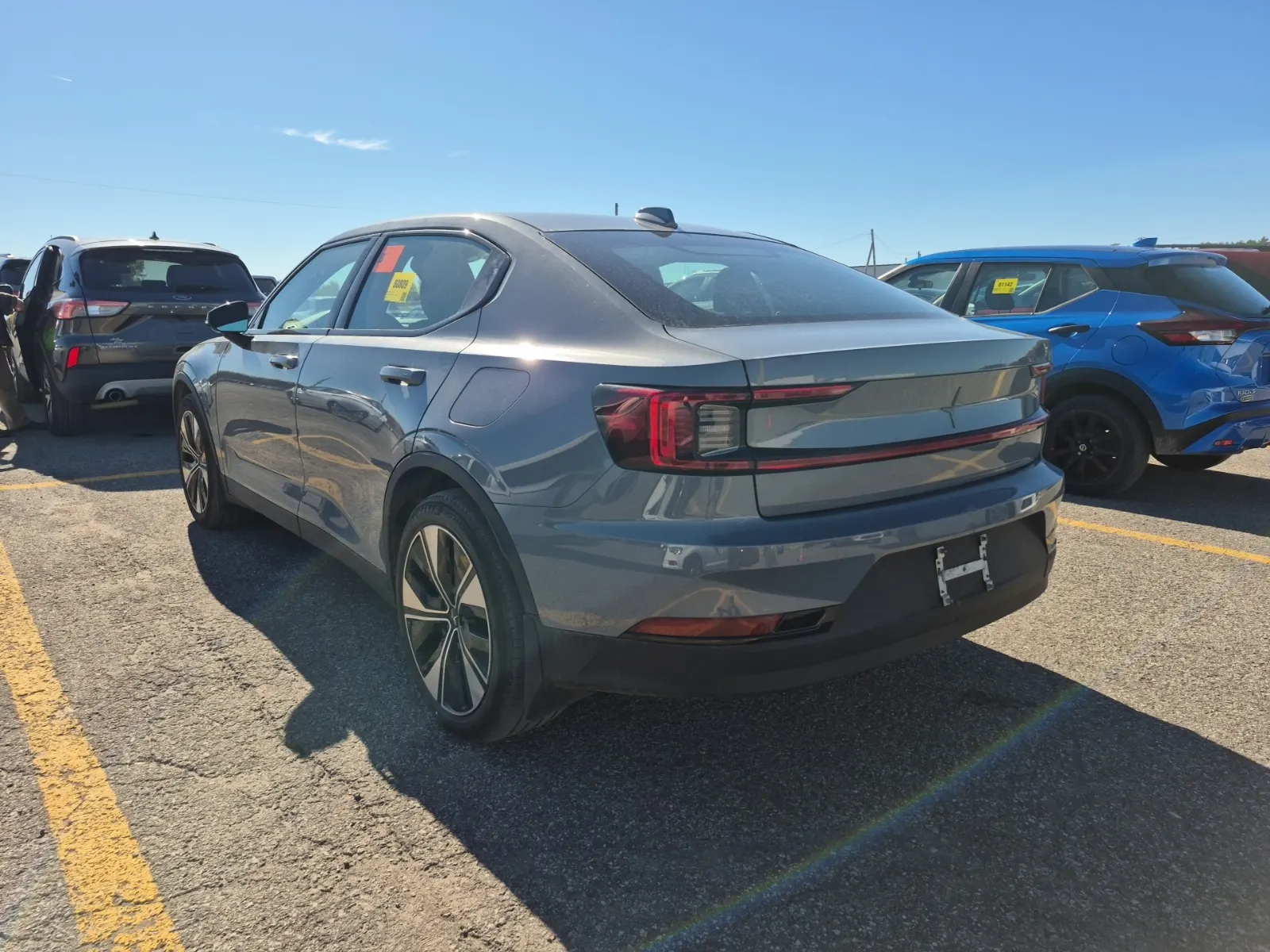 Driver Rear 3/4 Photo