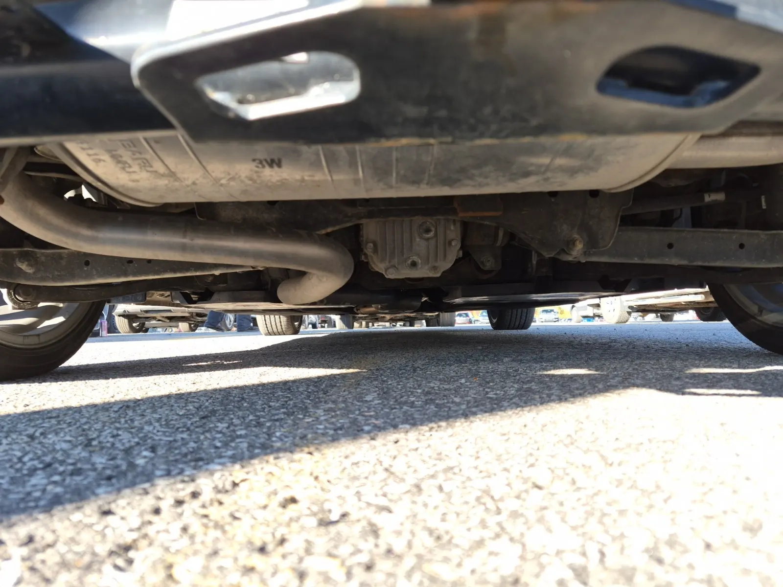 Undercarriage - Rear Photo