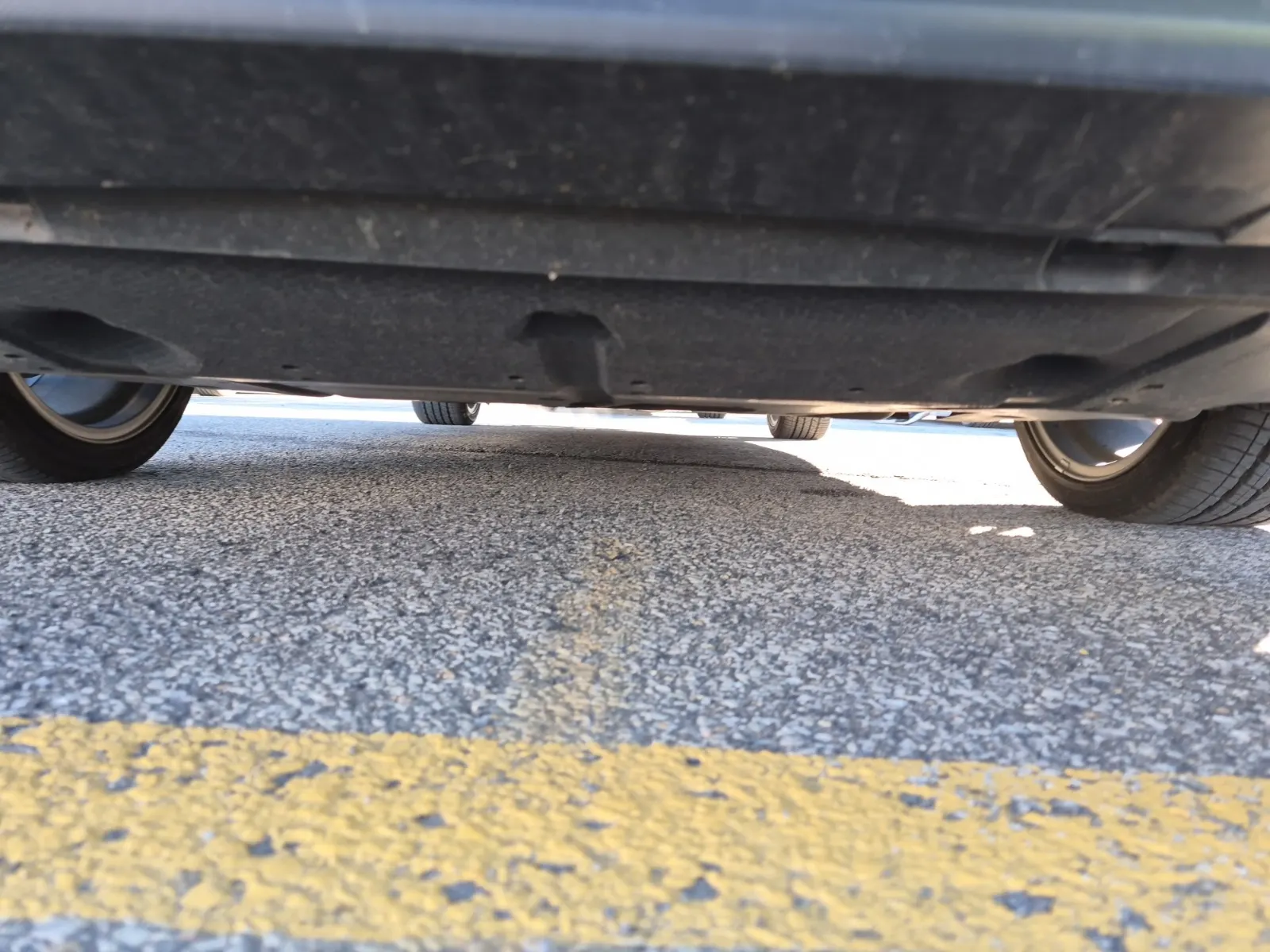 Undercarriage - Front Photo