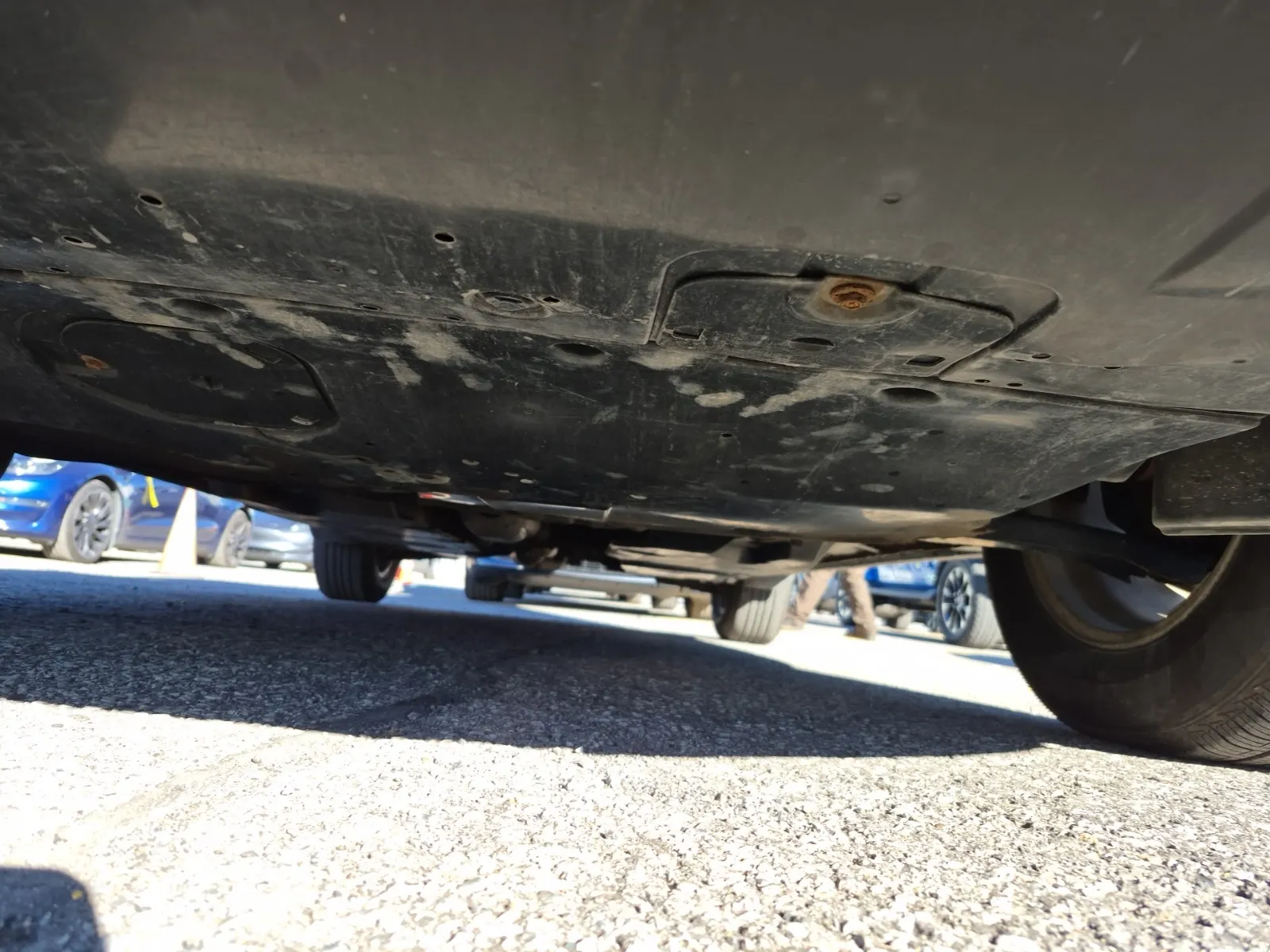 Undercarriage - Front Photo