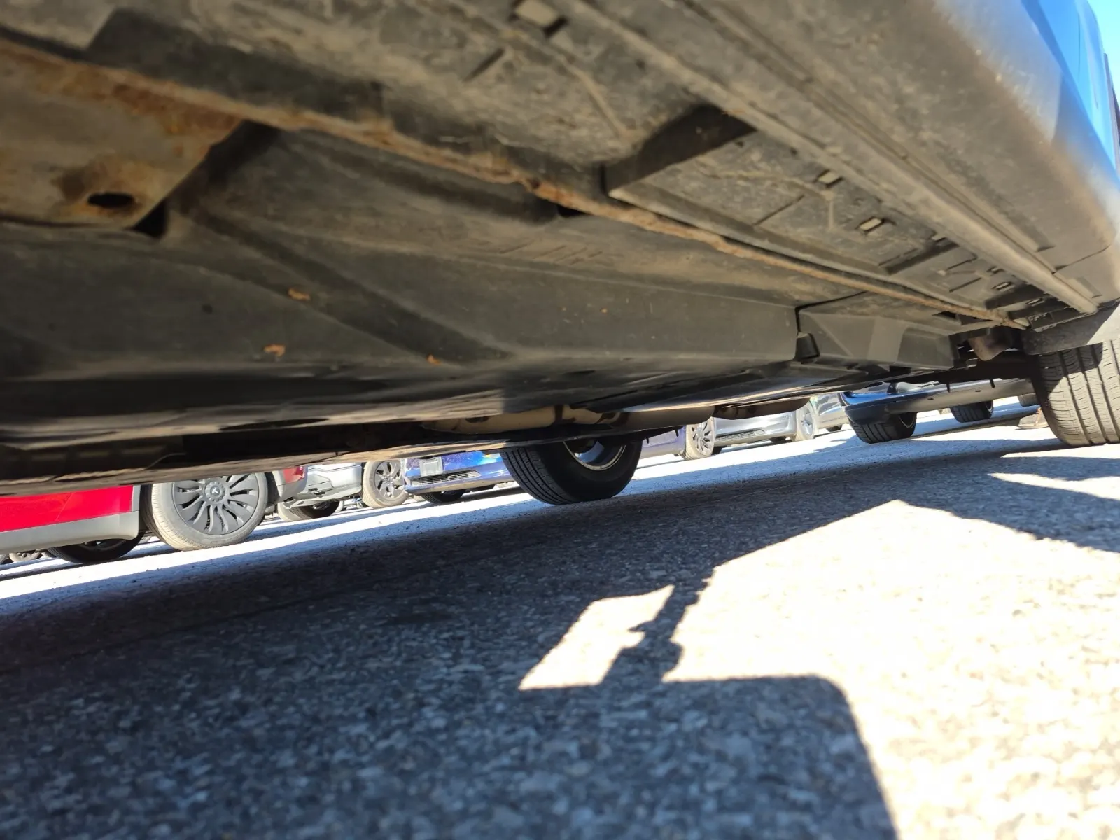 Undercarriage - Driver Photo
