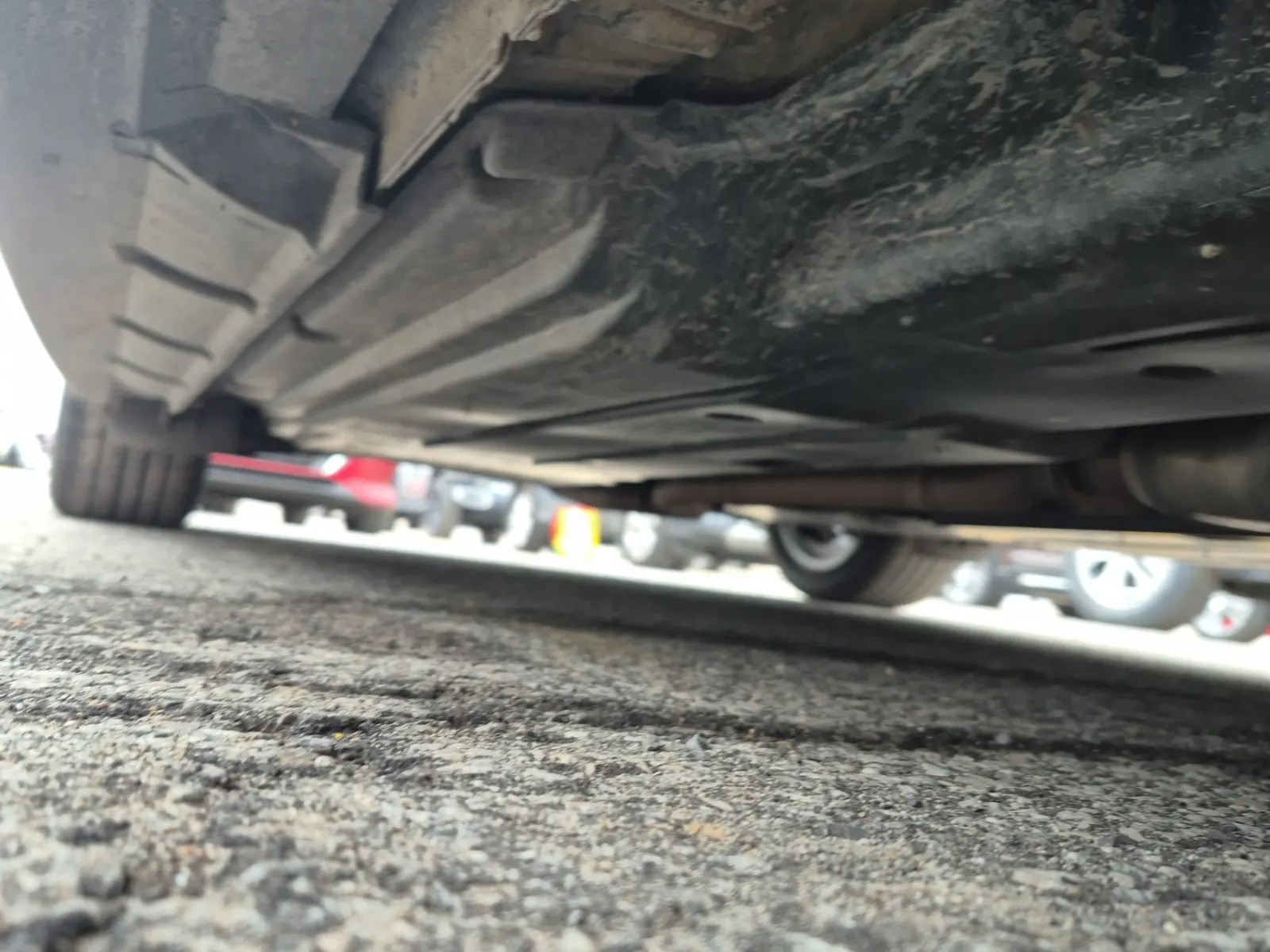 Undercarriage - Passenger Photo