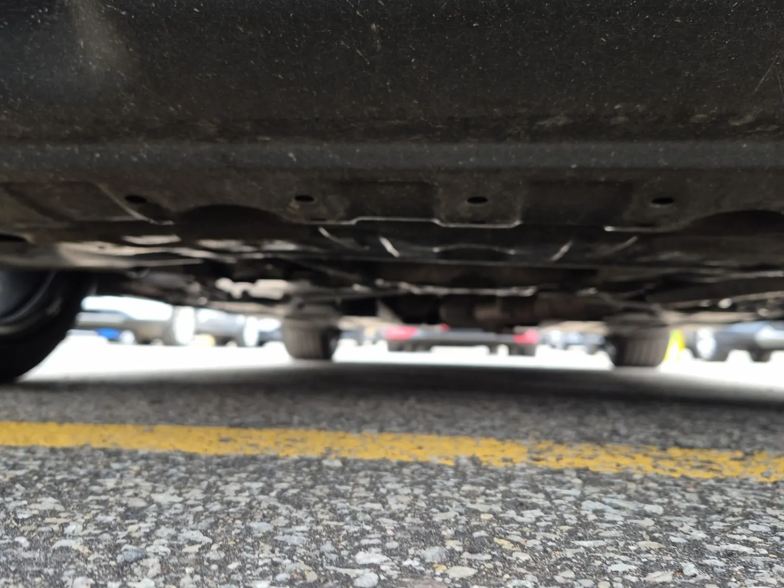 Undercarriage - Front Photo