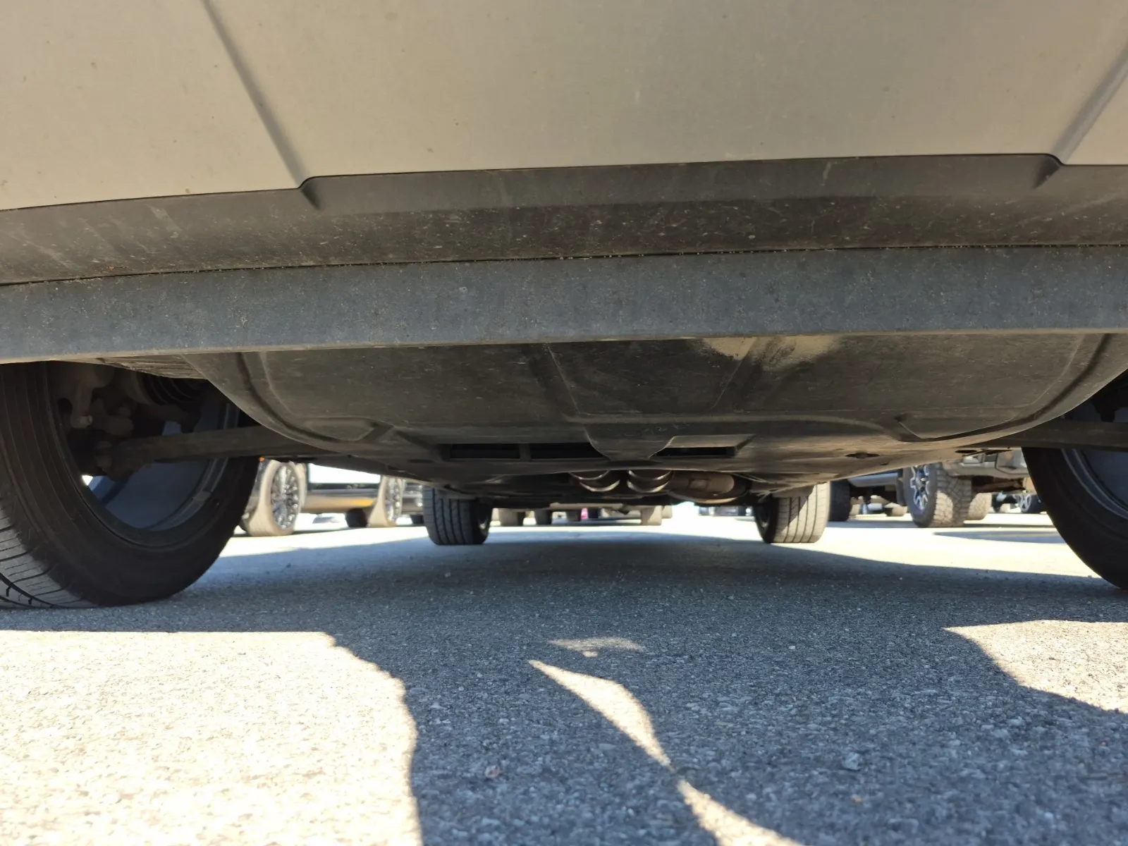 Undercarriage - Front Photo