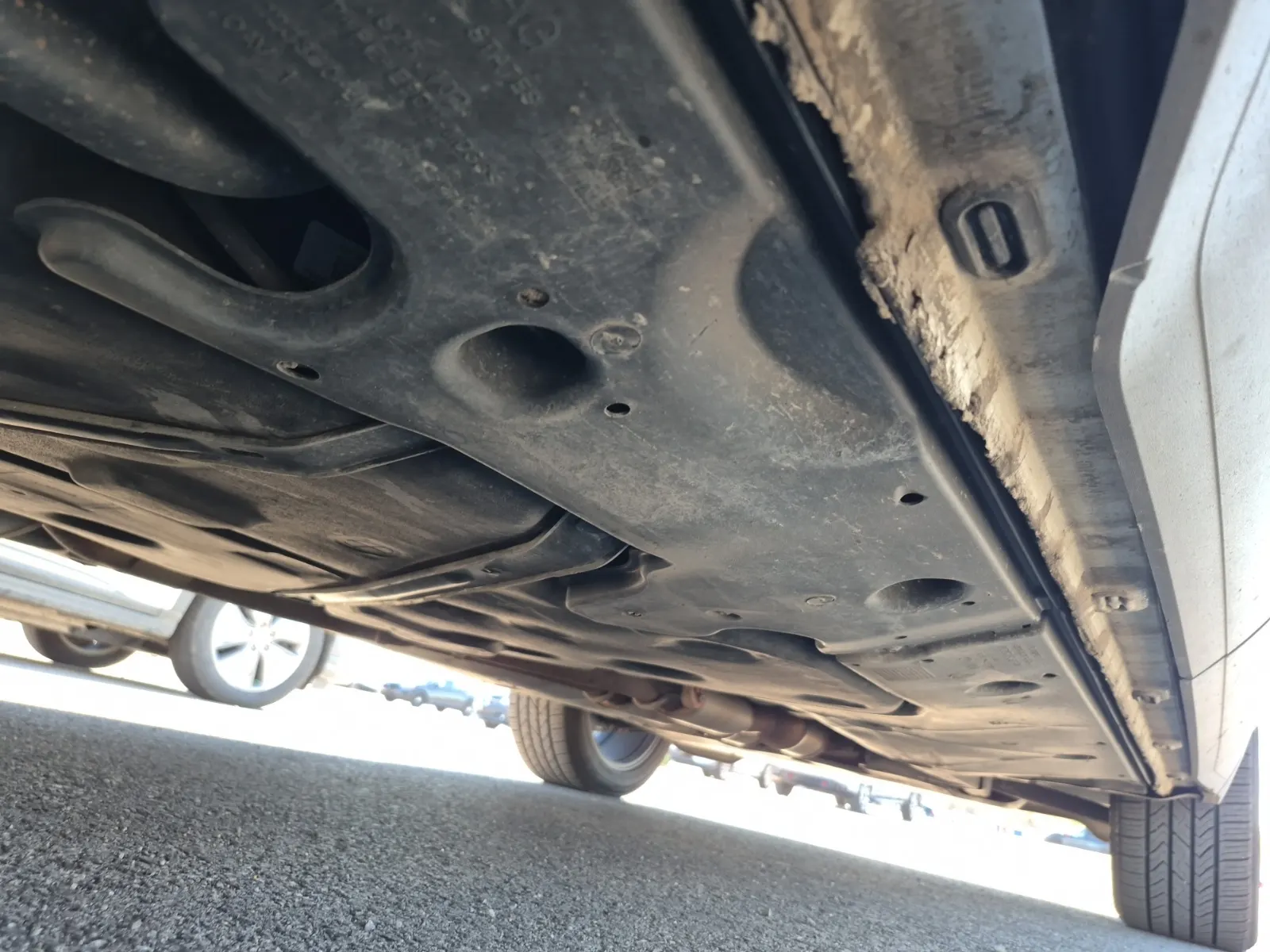 Undercarriage - Passenger Photo