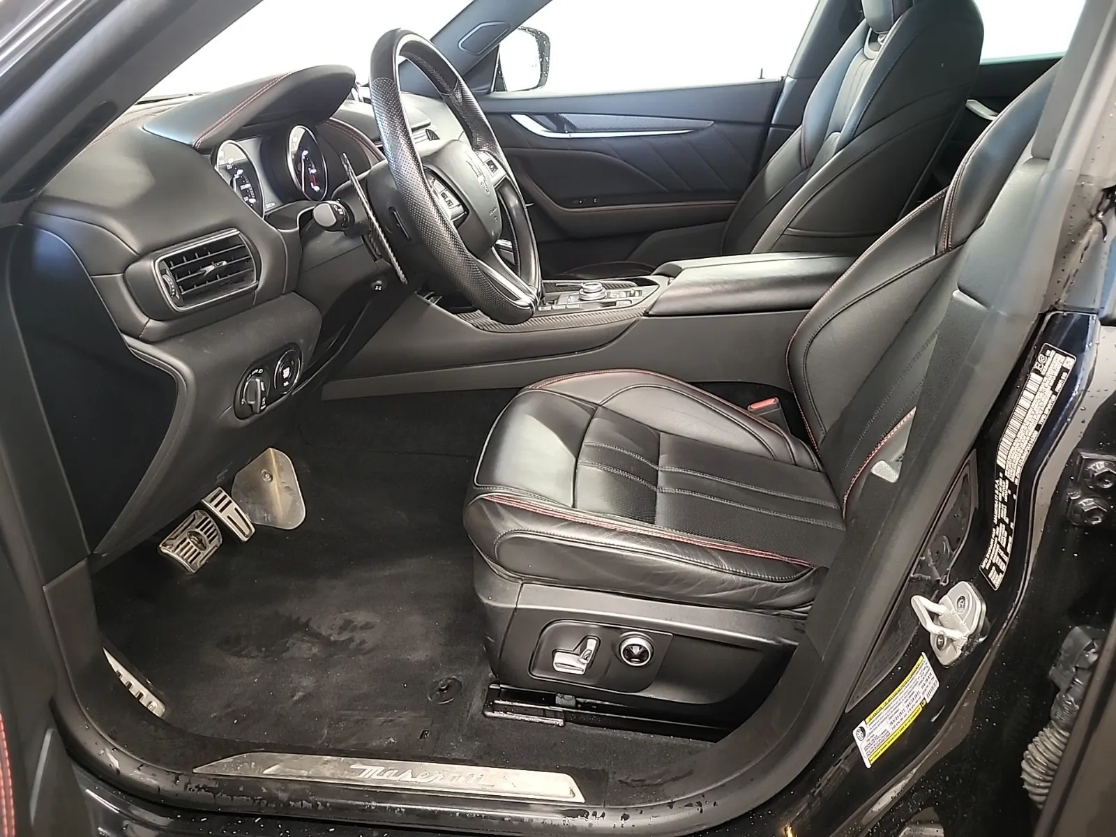Front Interior Photo