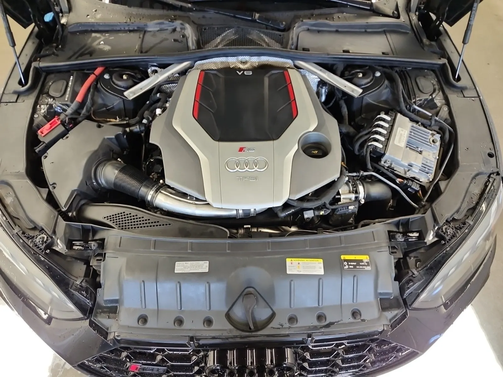 Engine Photo