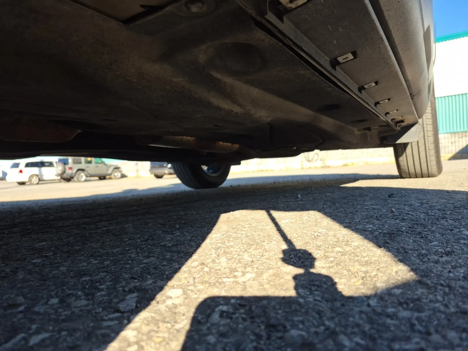 Undercarriage - Driver Photo