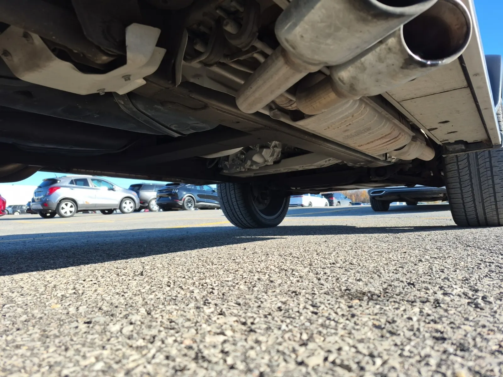 Undercarriage - Passenger Photo