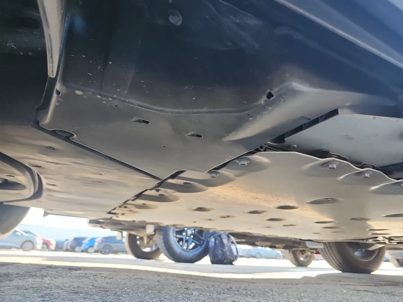 Undercarriage - Passenger Photo