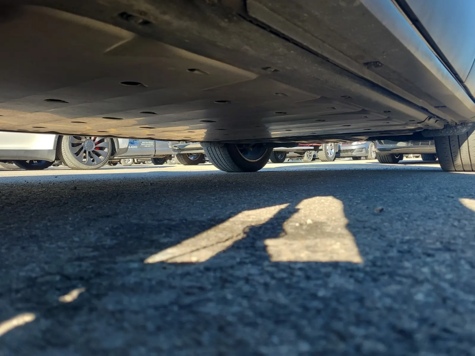 Undercarriage - Driver Photo