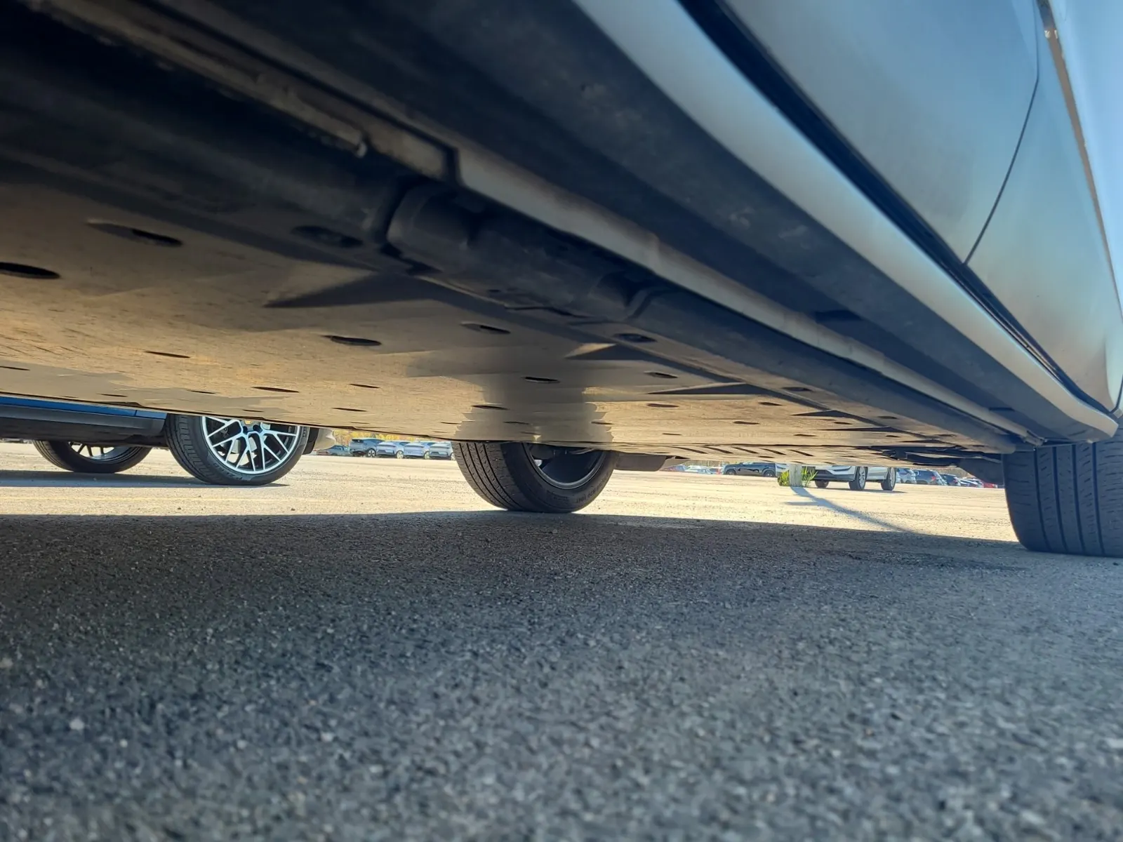 Undercarriage - Passenger Photo