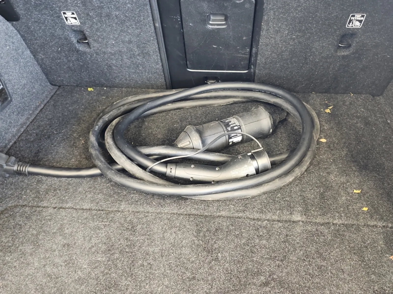 Charging Cable Photo