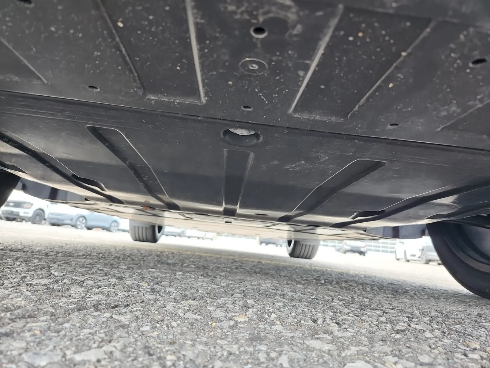 Undercarriage - Front Photo