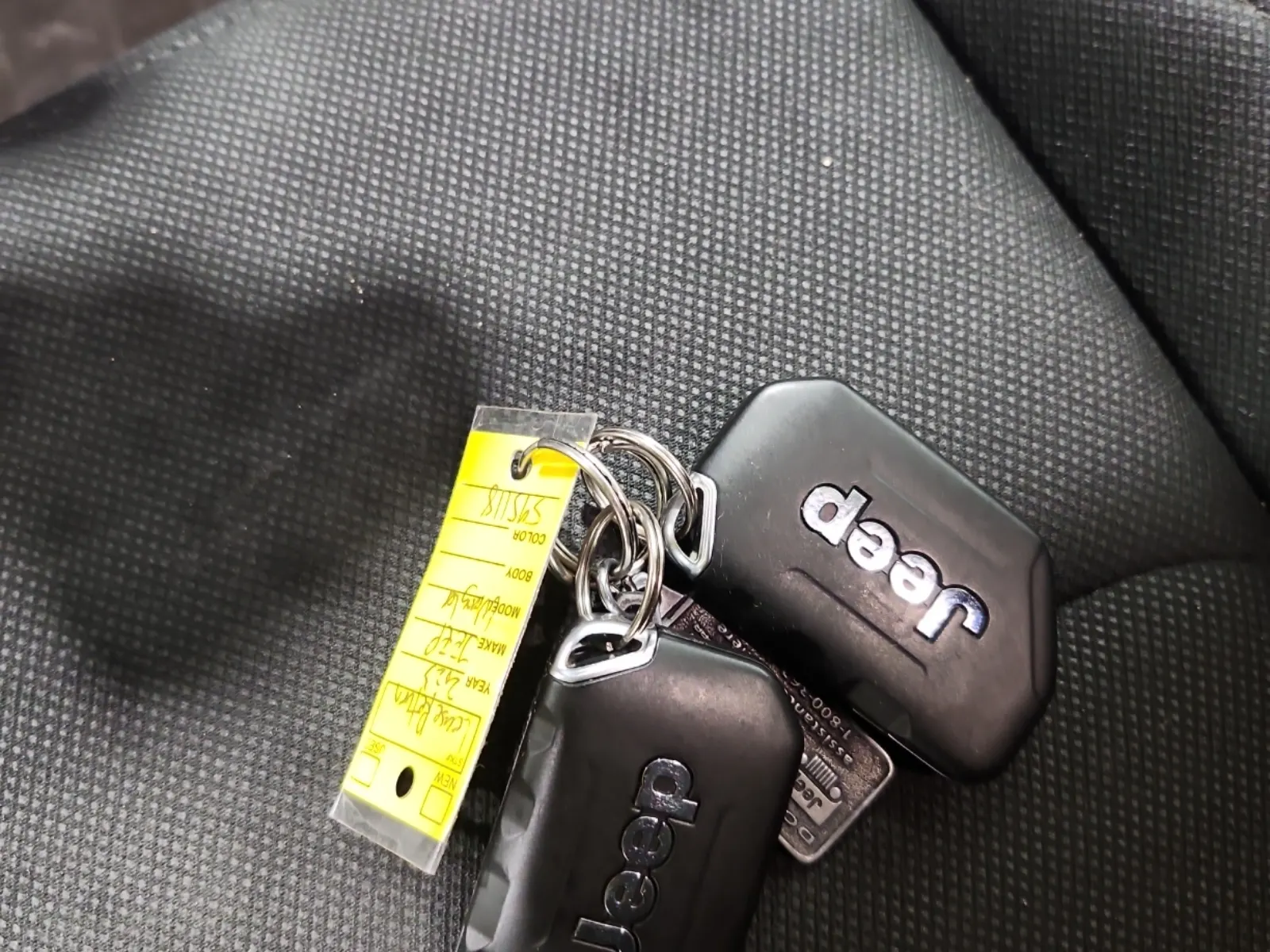 Keys/Fobs/Manual Photo