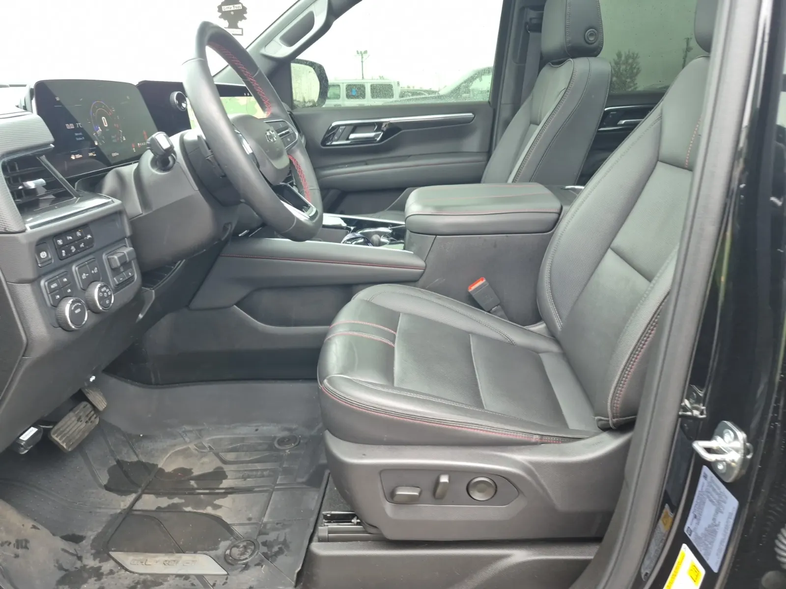 Front Interior Photo