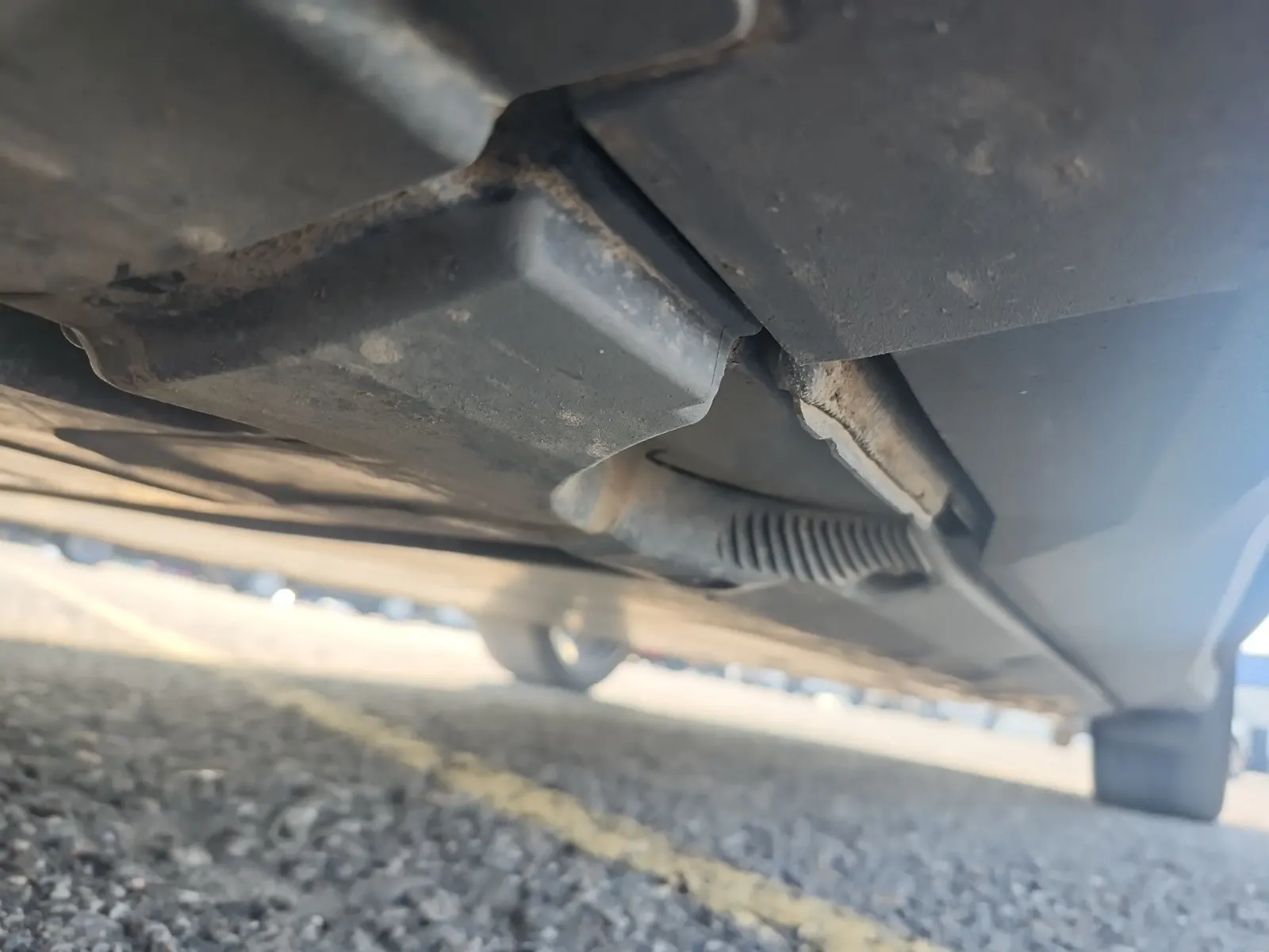 Undercarriage - Driver Photo
