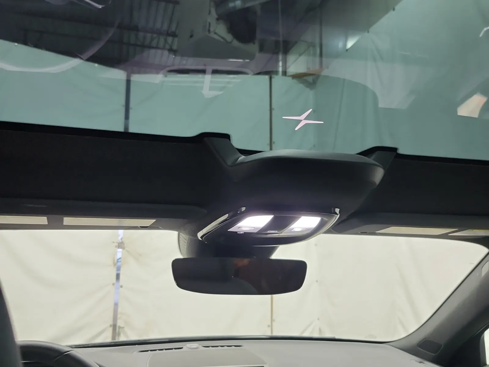 Interior Roof Photo