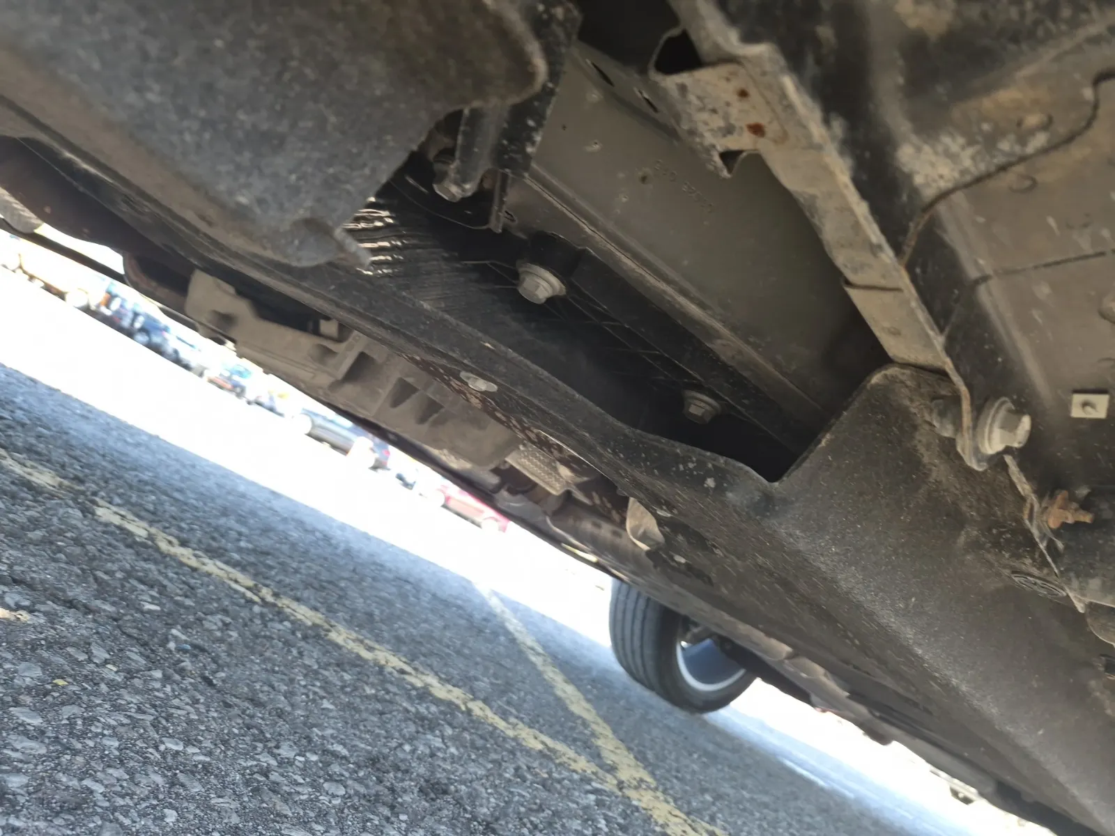 Undercarriage - Driver Photo