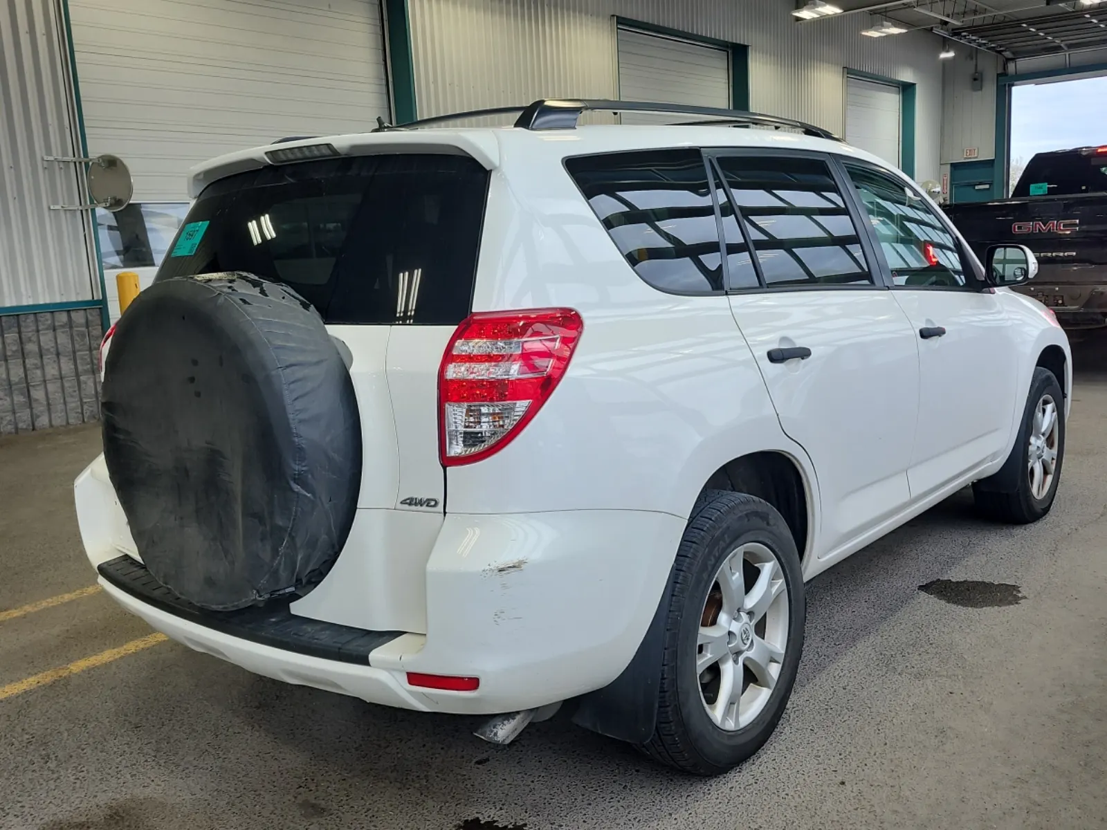Passenger Rear 3/4 Photo