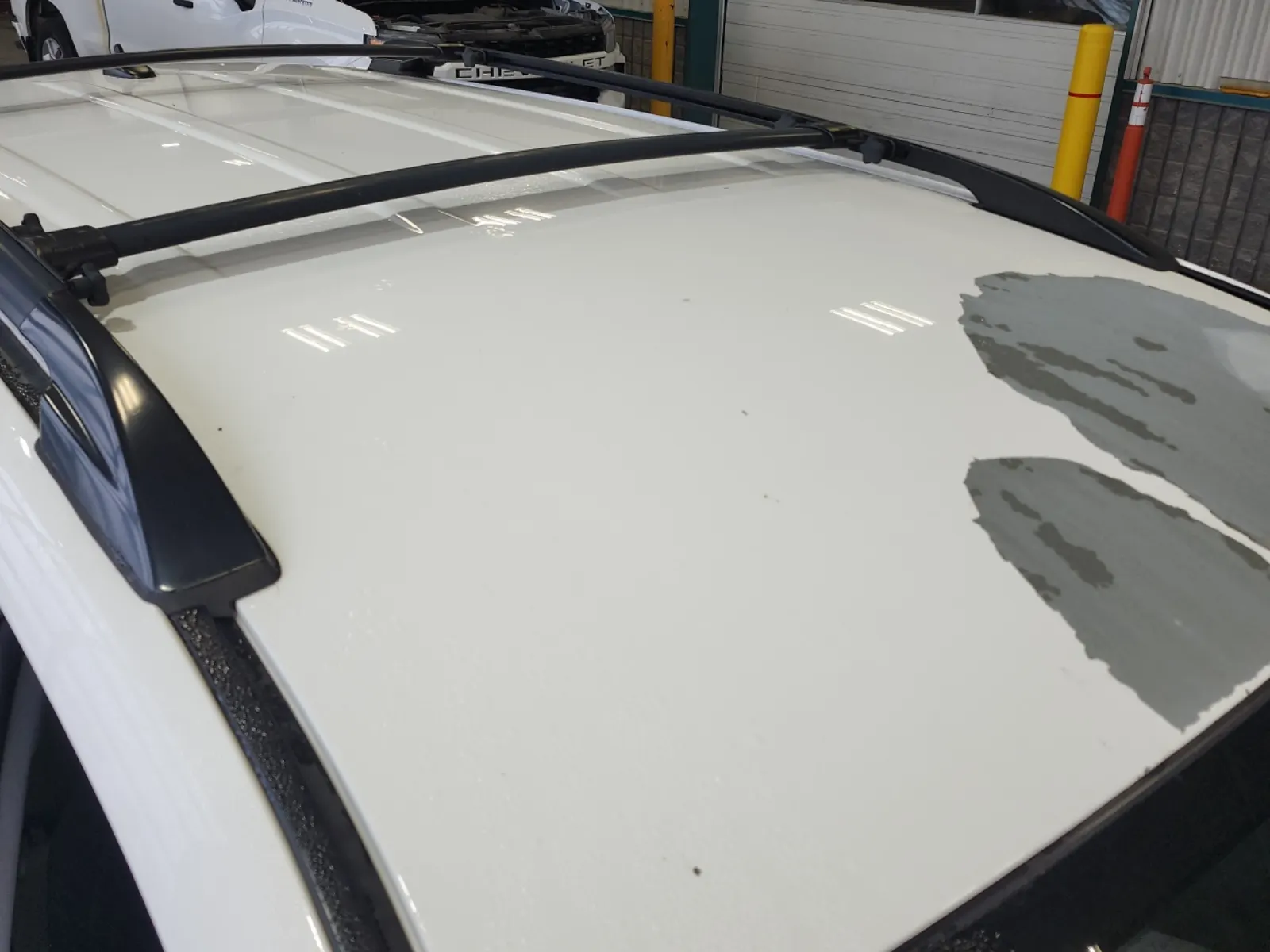 Exterior Roof Photo