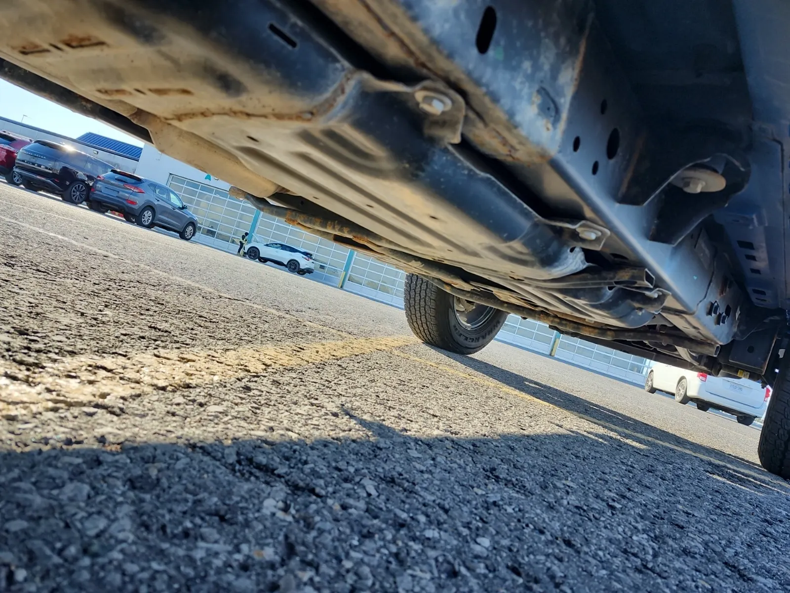 Undercarriage - Passenger Photo